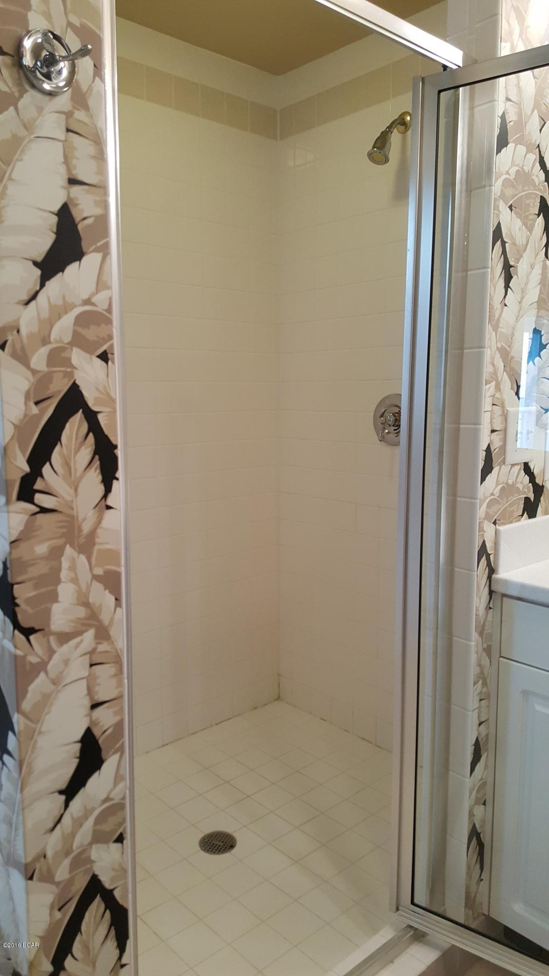 En Soleil Condo - Residential