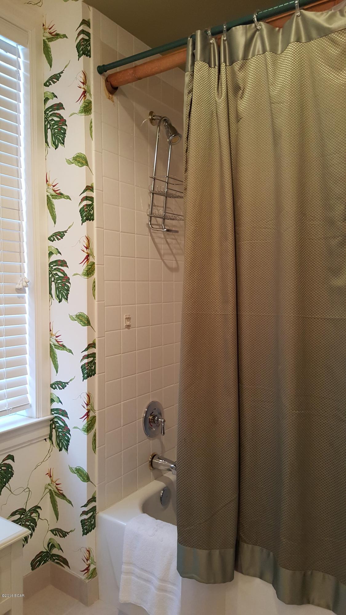 En Soleil Condo - Residential