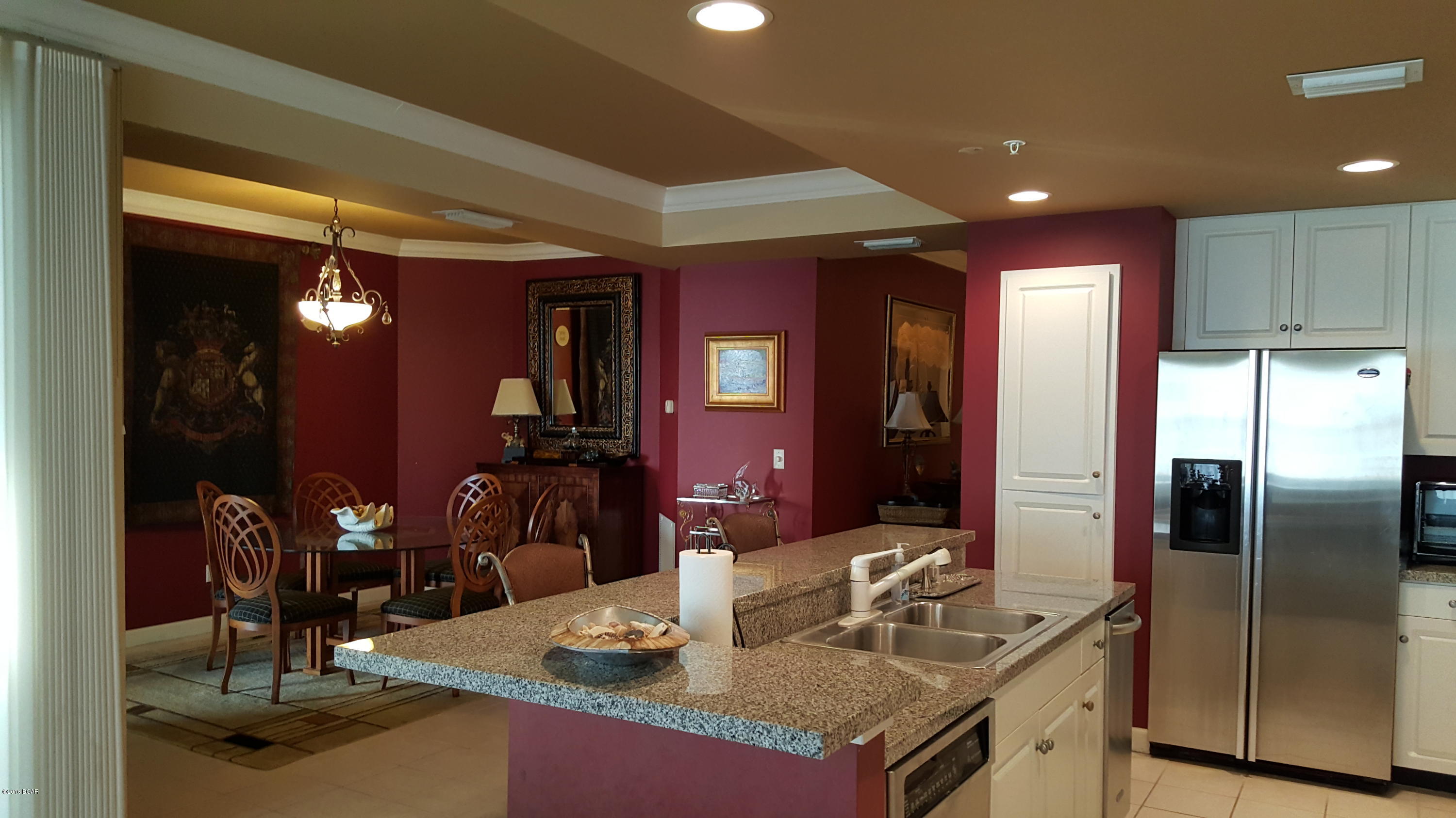 En Soleil Condo - Residential