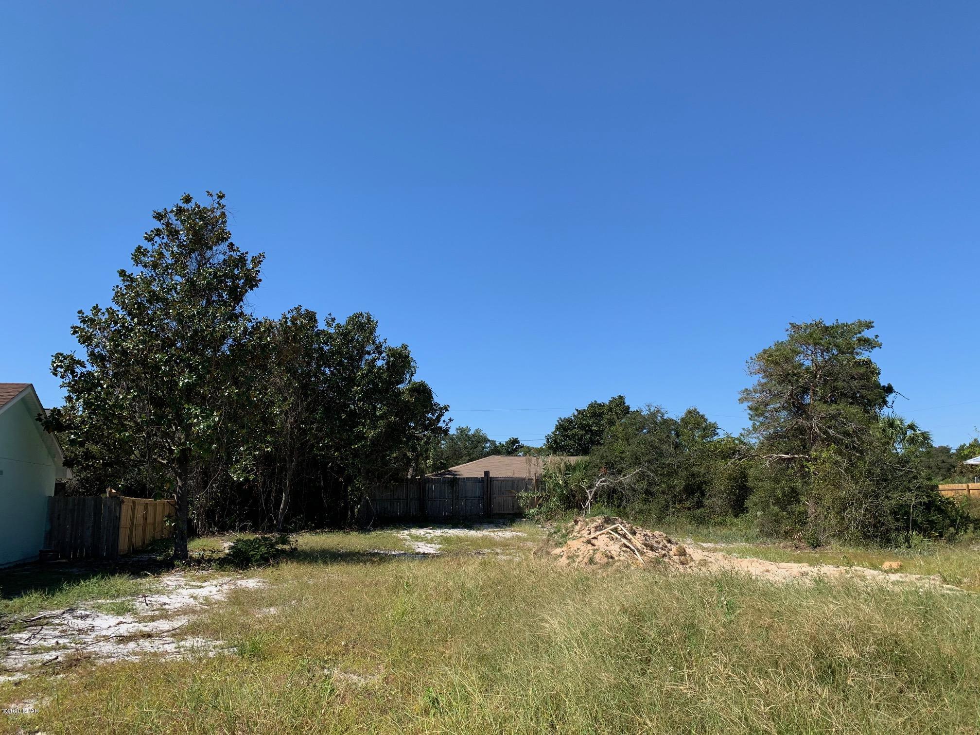 Hutchison's 1st To Bahama Bch - Land