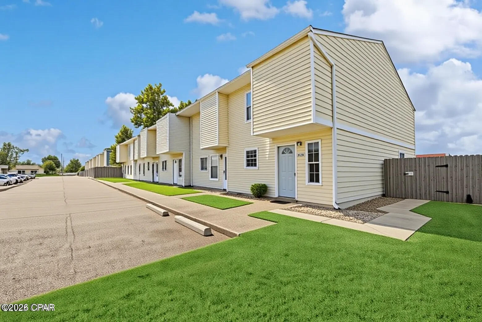 Pine Forest Est Ph 1 - Residential Lease