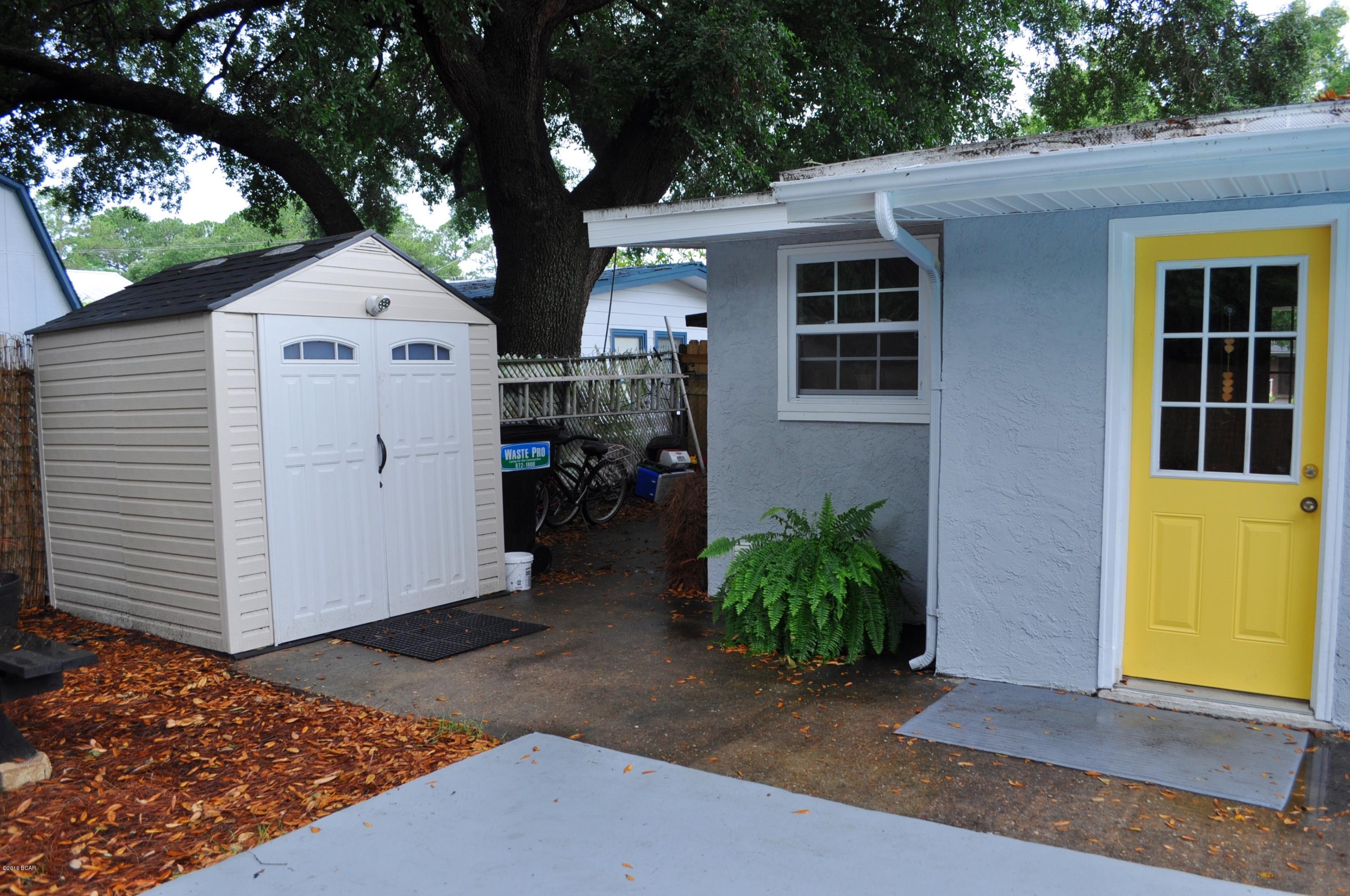 Woodlawn Unit 1 - Residential