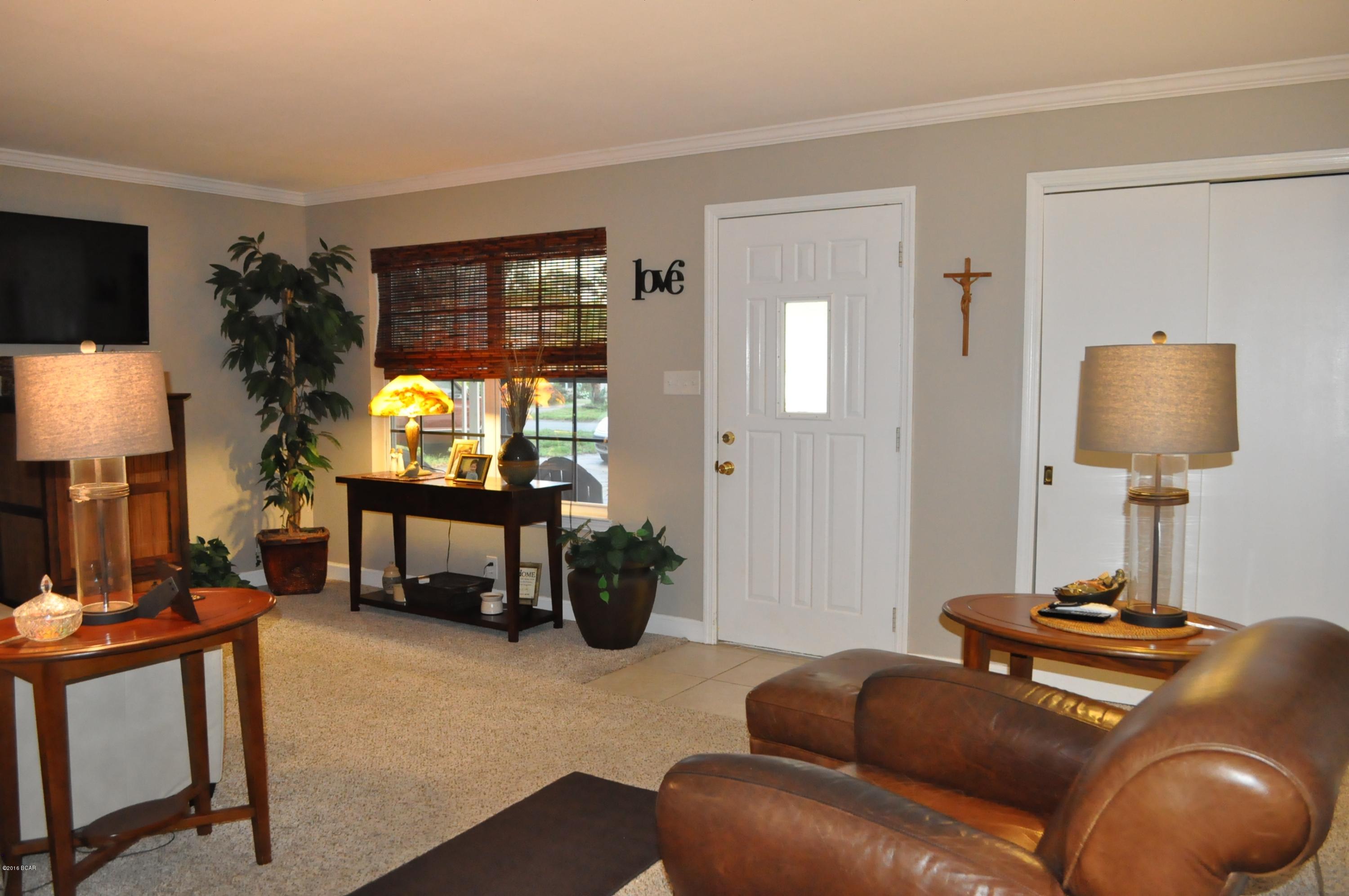 Woodlawn Unit 1 - Residential