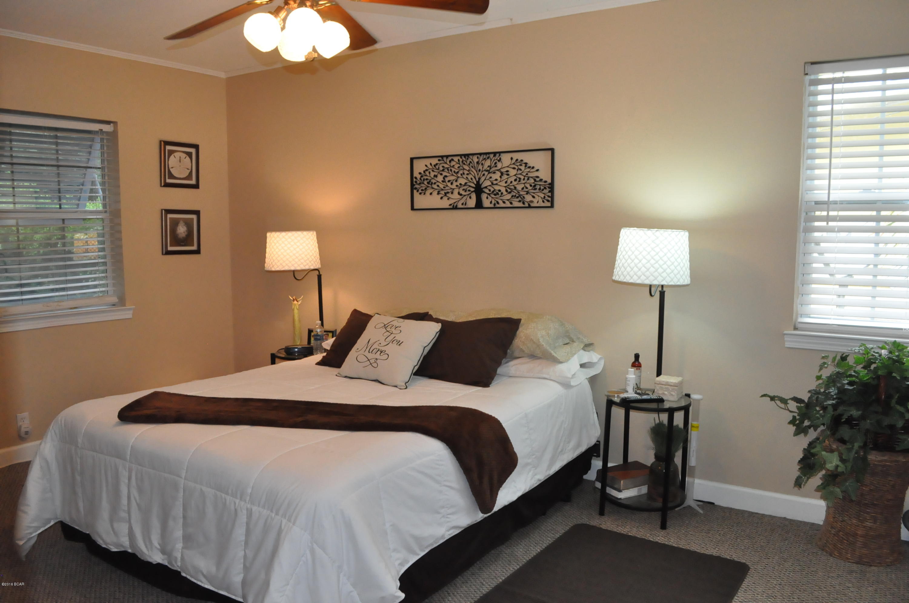 Woodlawn Unit 1 - Residential