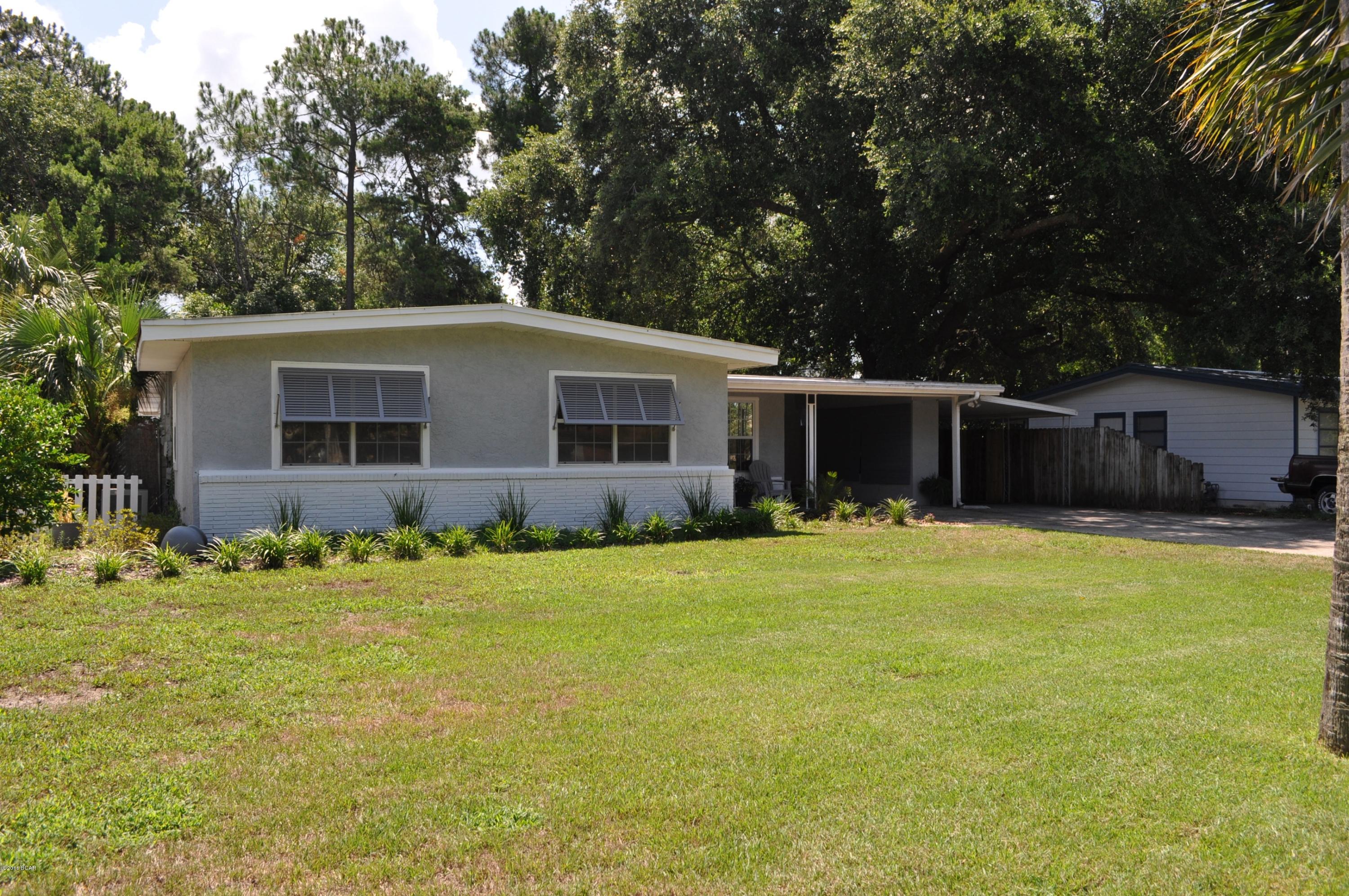 Woodlawn Unit 1 - Residential