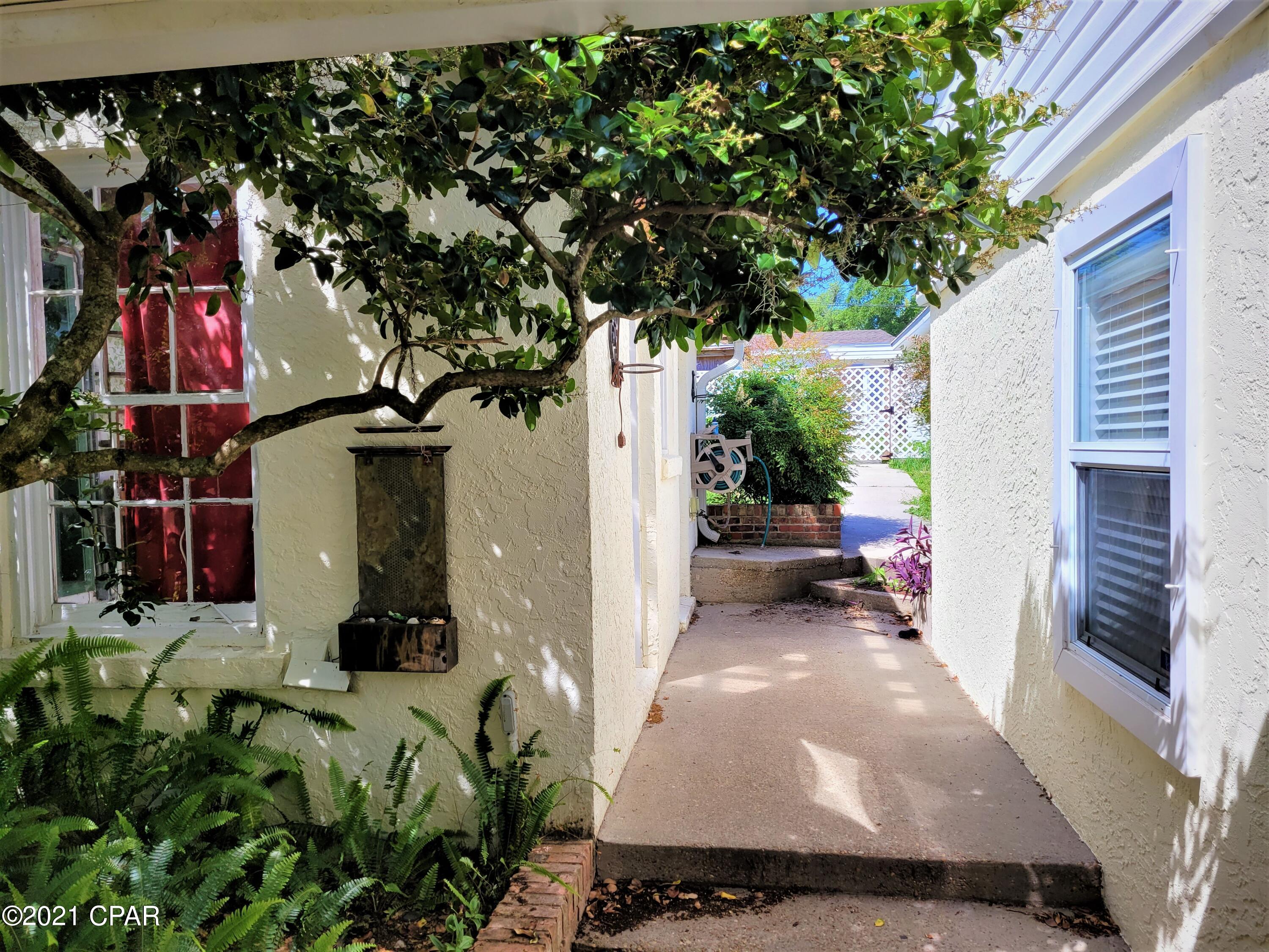 Sudduths 1st Add - Residential