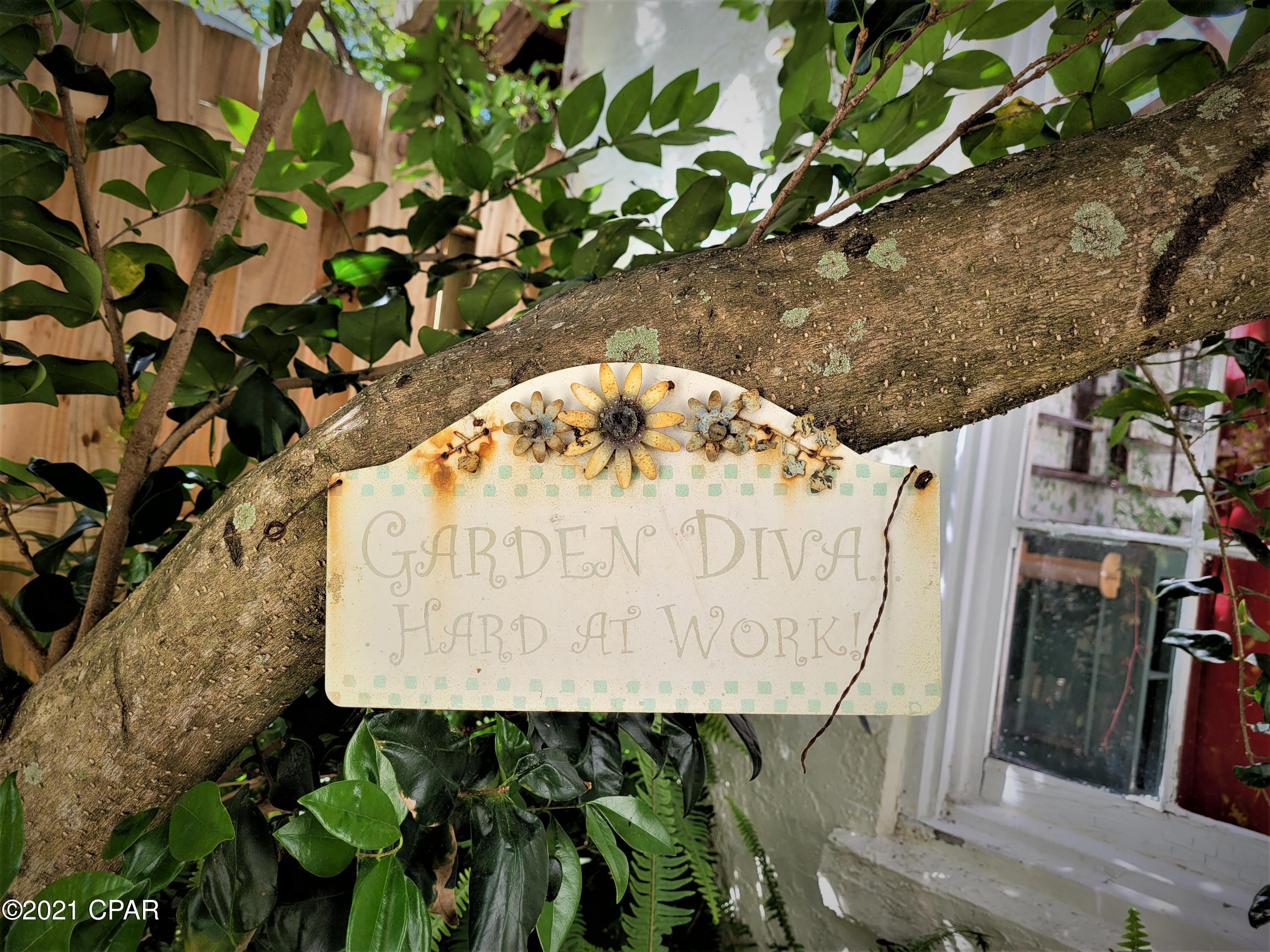 Sudduths 1st Add - Residential