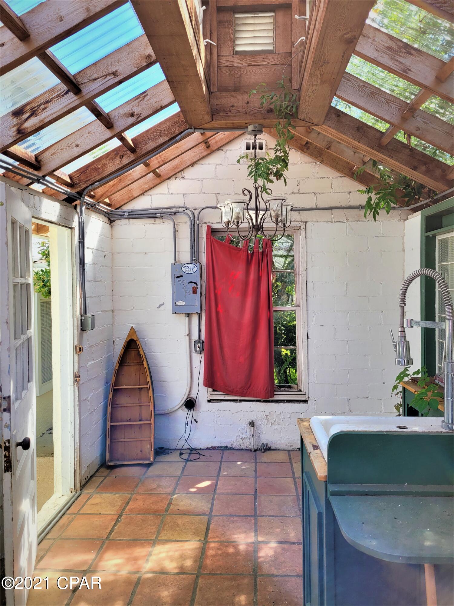 Sudduths 1st Add - Residential