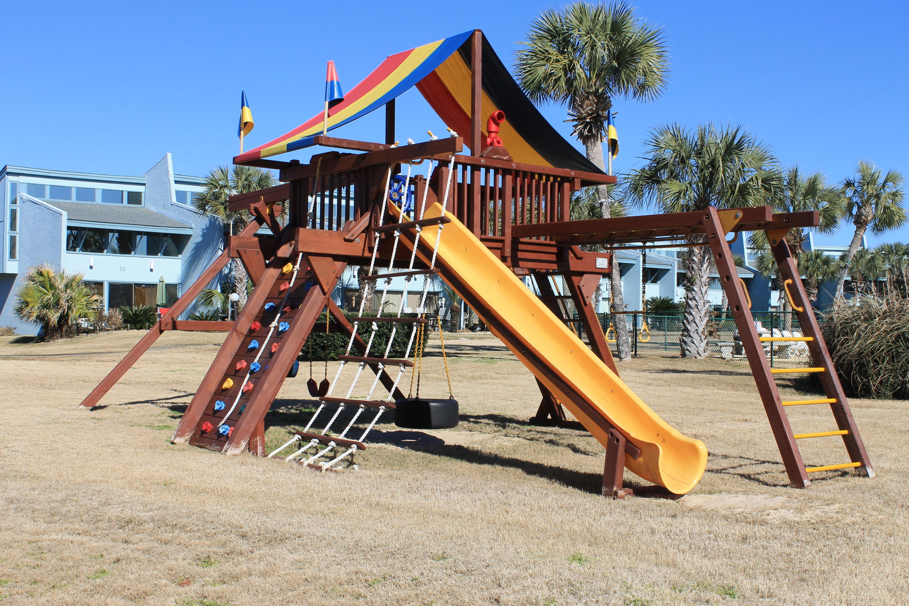 Sunnyside Beach & Tennis Condo - Residential