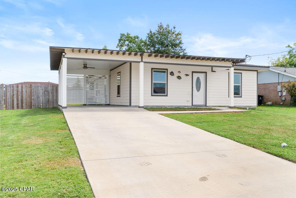 Towne & Country Lake Estates - Residential