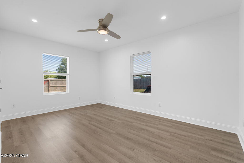 Towne & Country Lake Estates - Residential