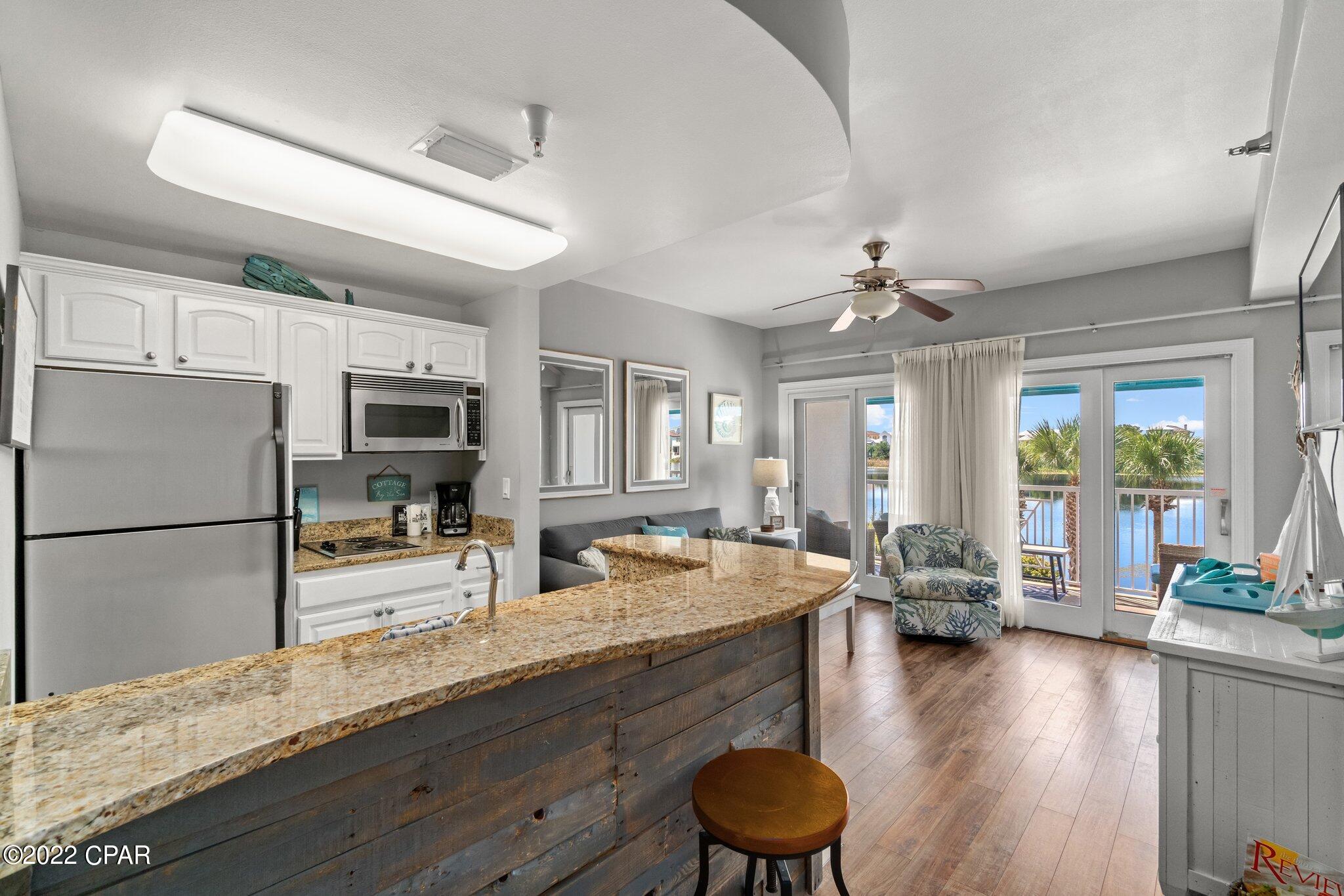 Carillon Beach Inn - Residential