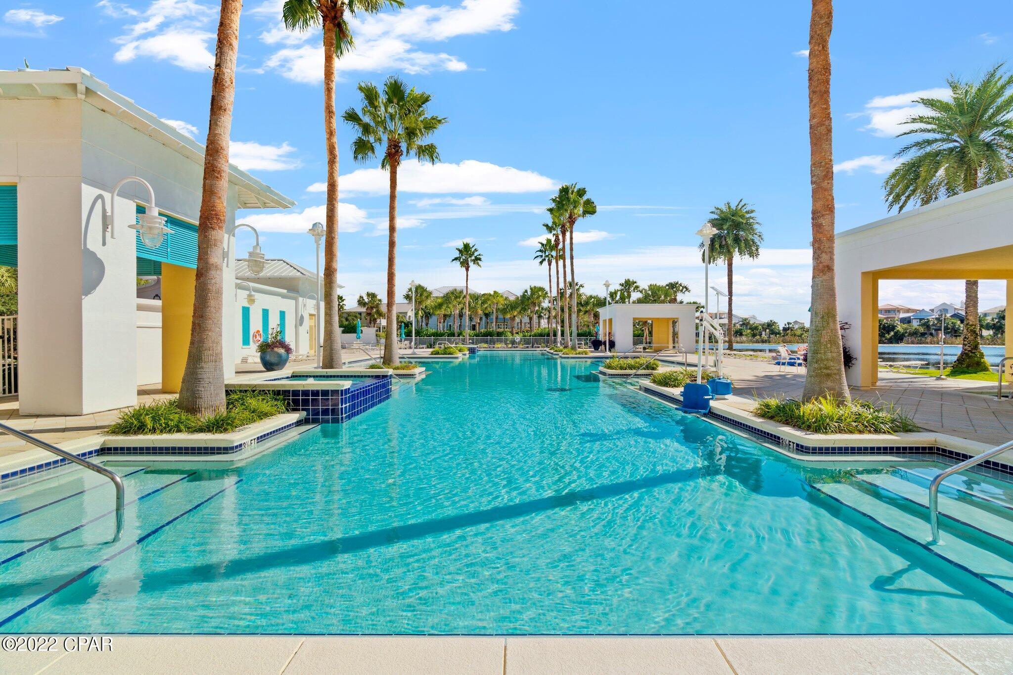 Carillon Beach Inn - Residential