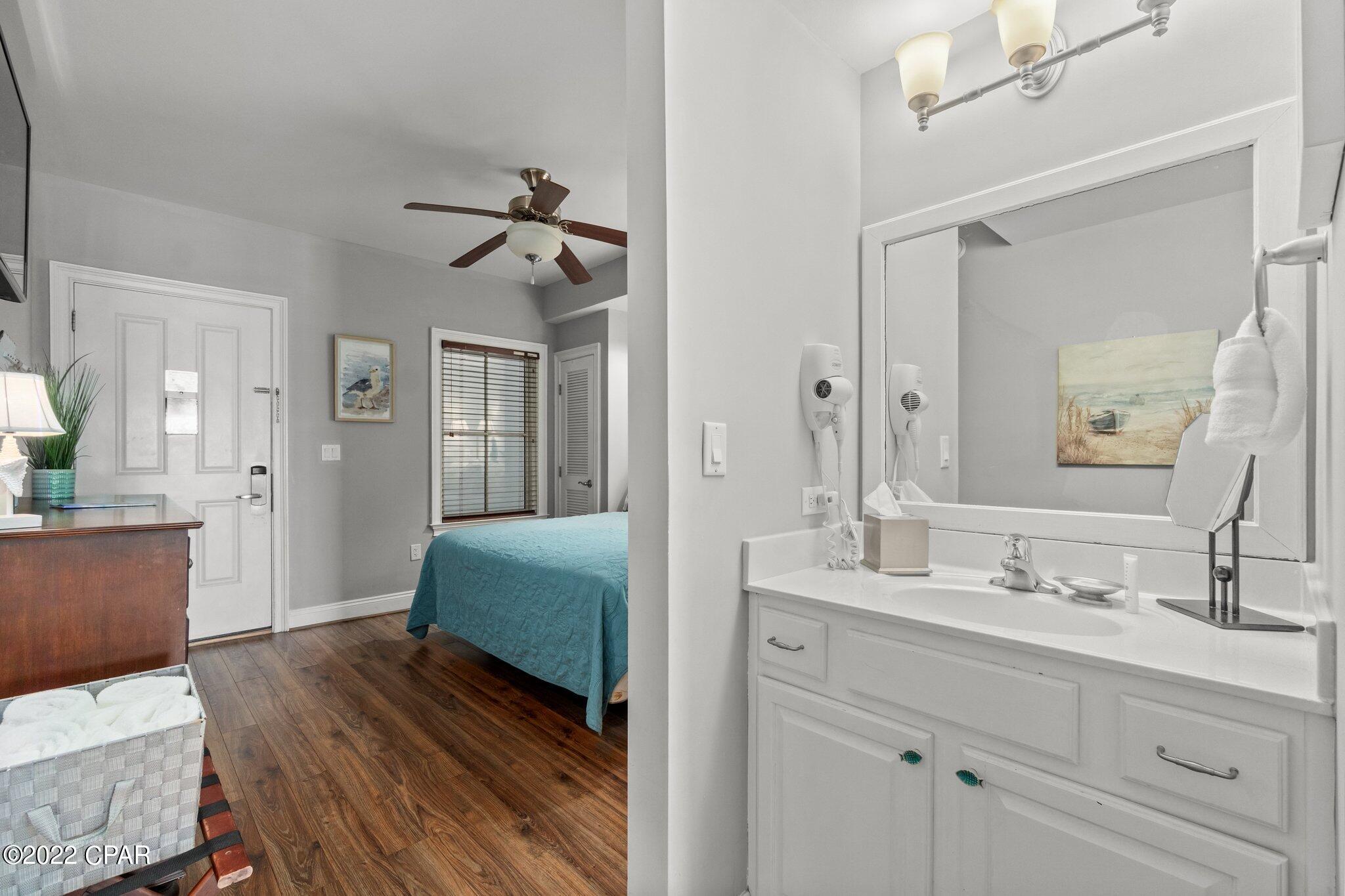 Carillon Beach Inn - Residential