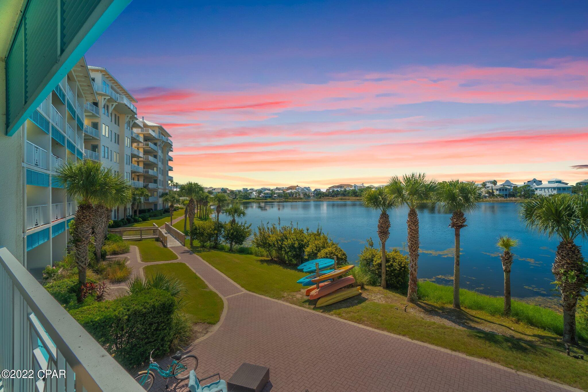 Carillon Beach Inn - Residential