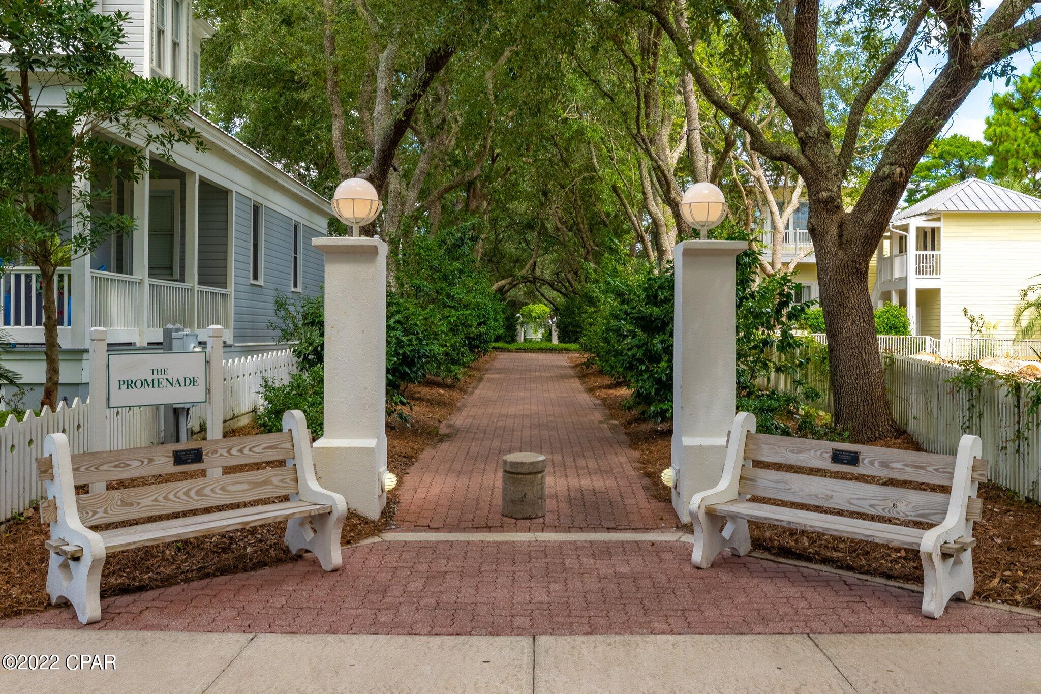 Carillon Beach Inn - Residential