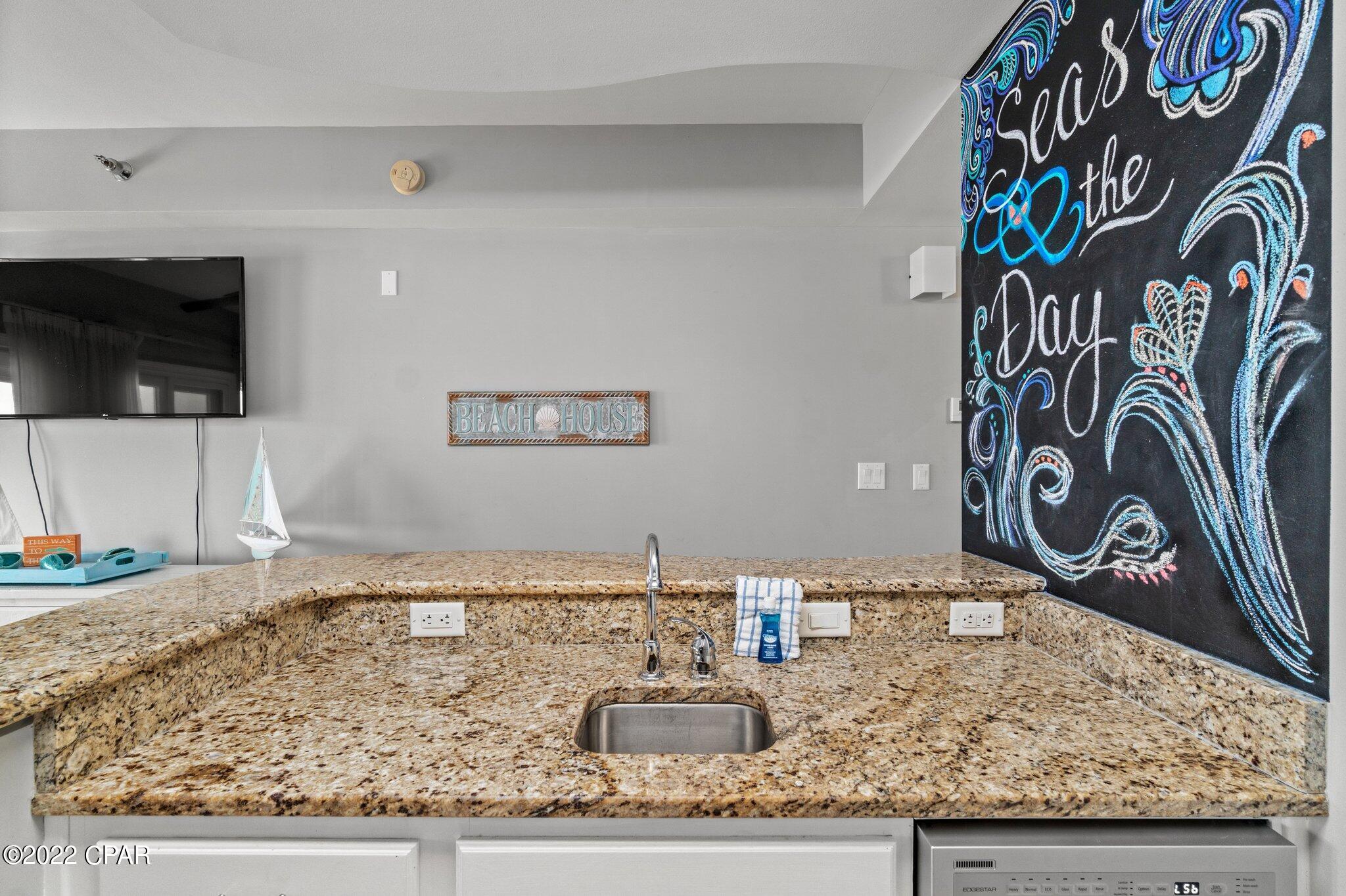 Carillon Beach Inn - Residential