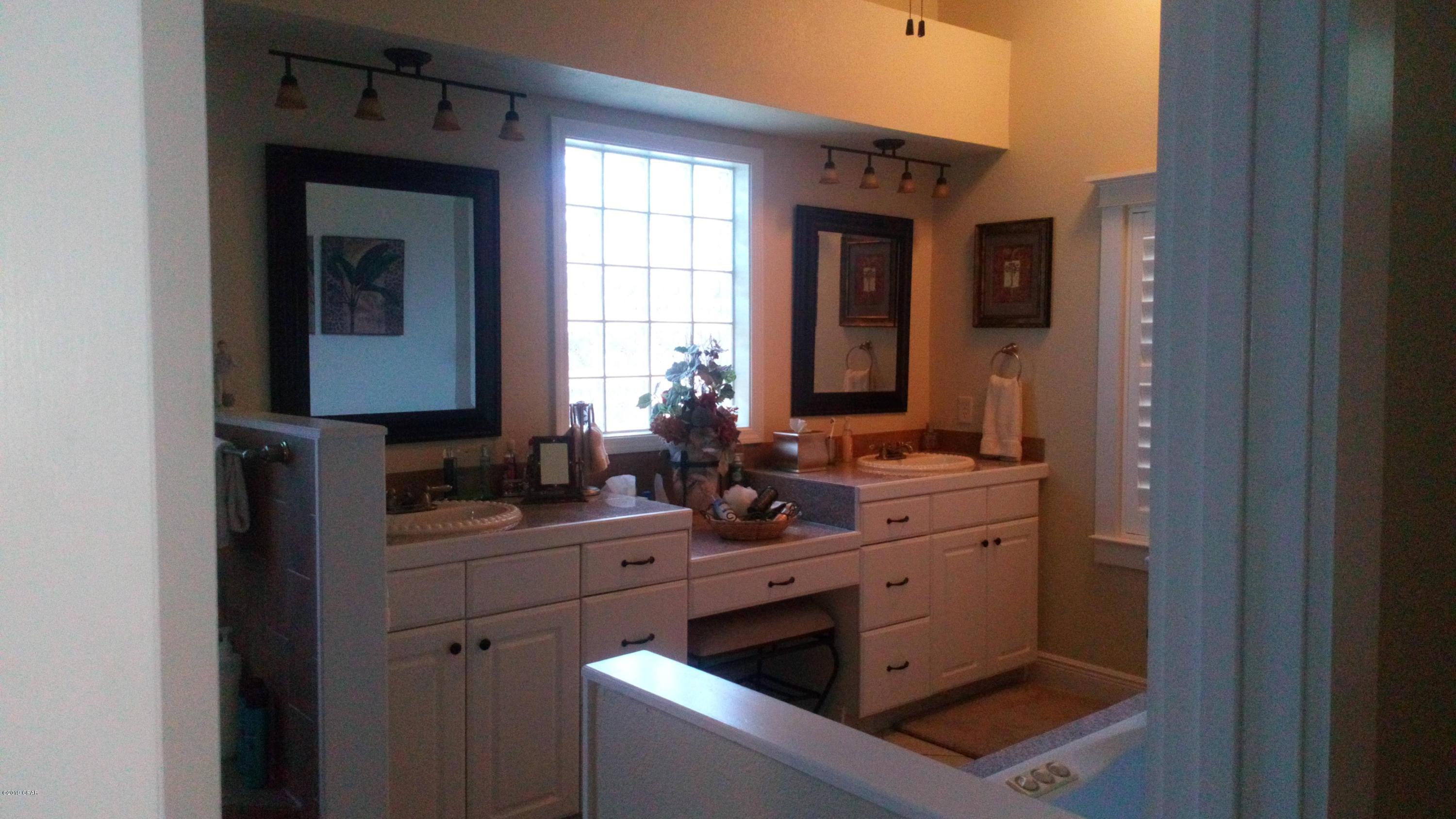 Dolphin Bay Ph II - Residential