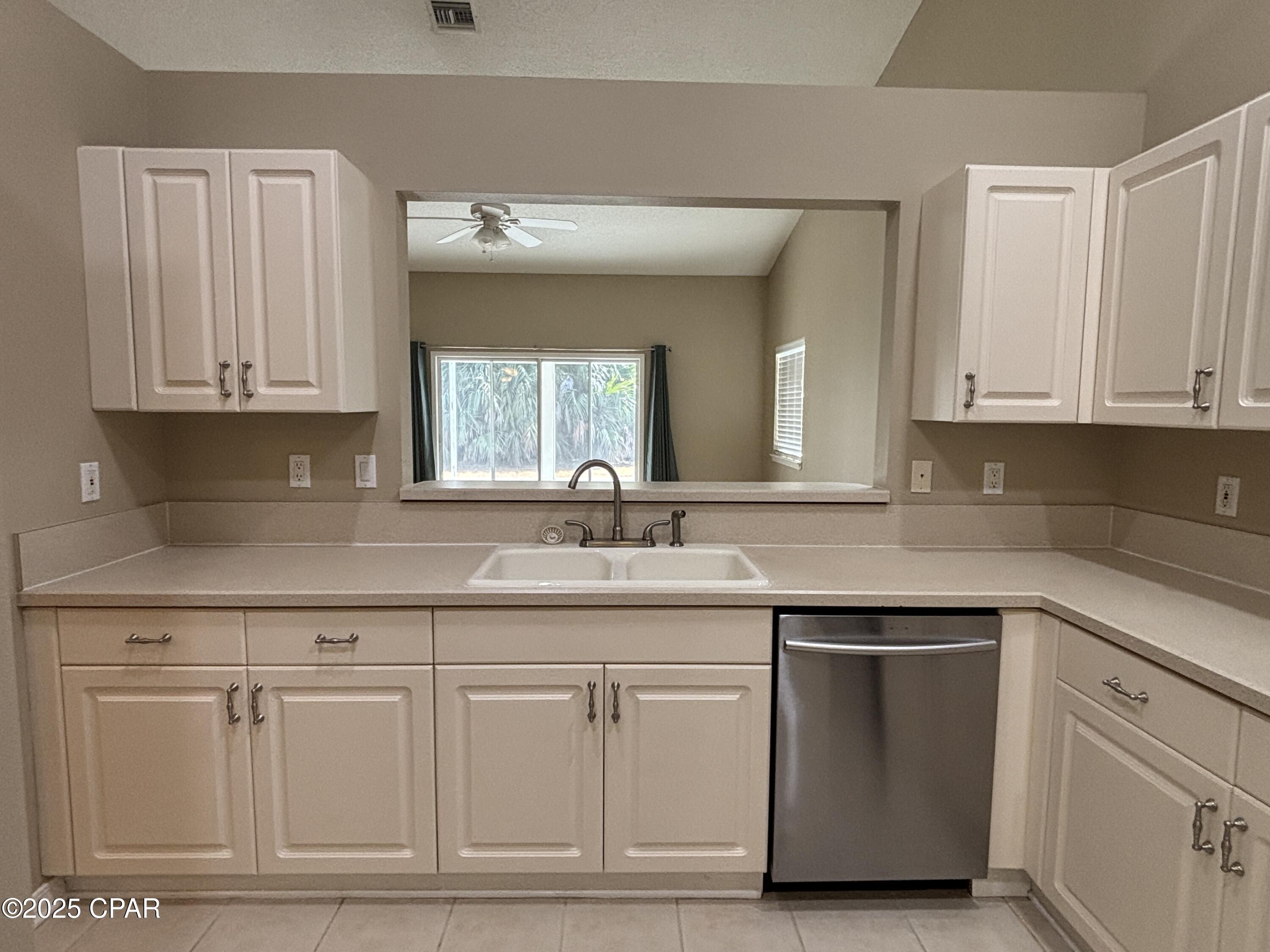 Palmetto Trace - Residential Lease