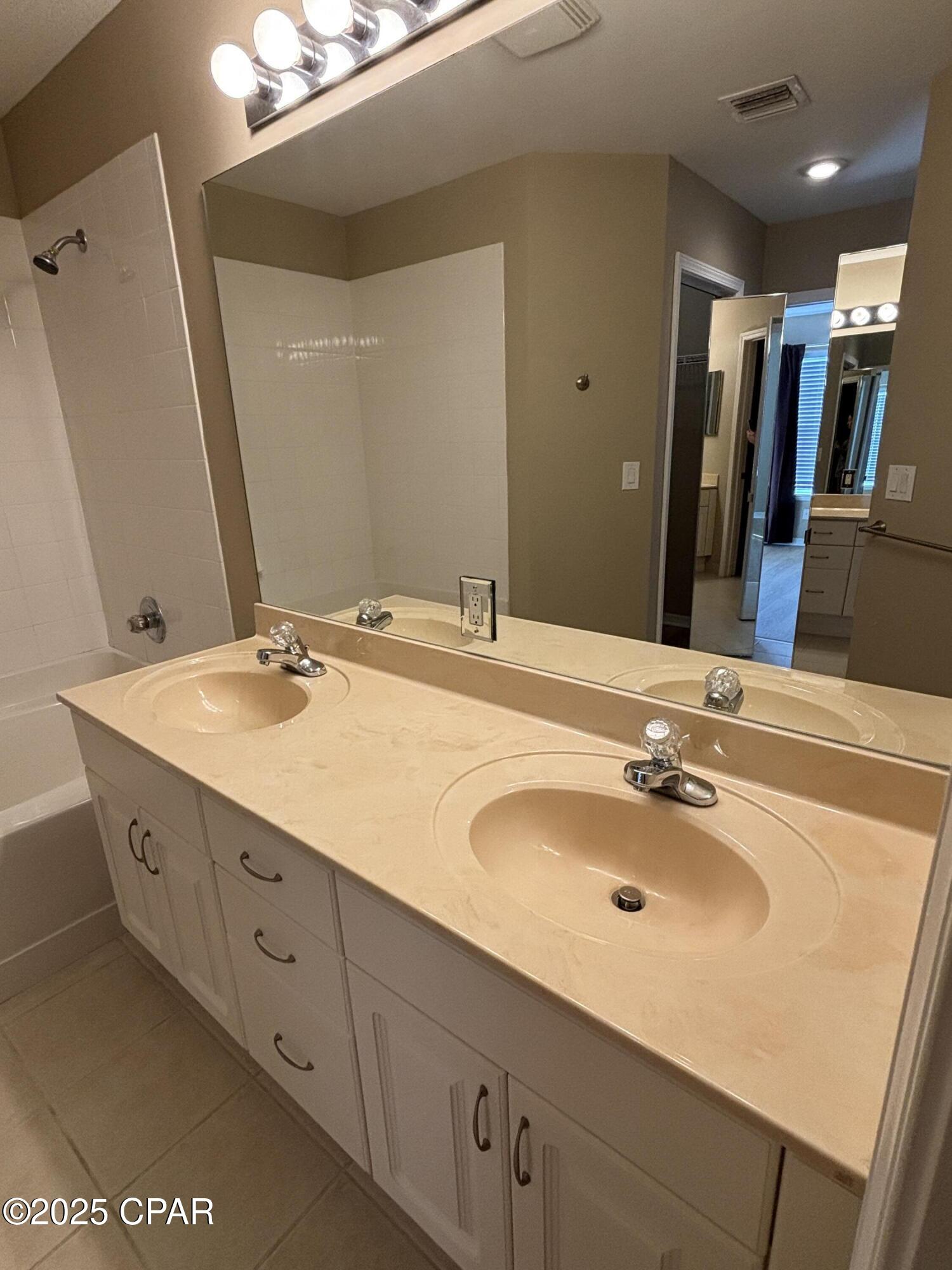 Palmetto Trace - Residential Lease