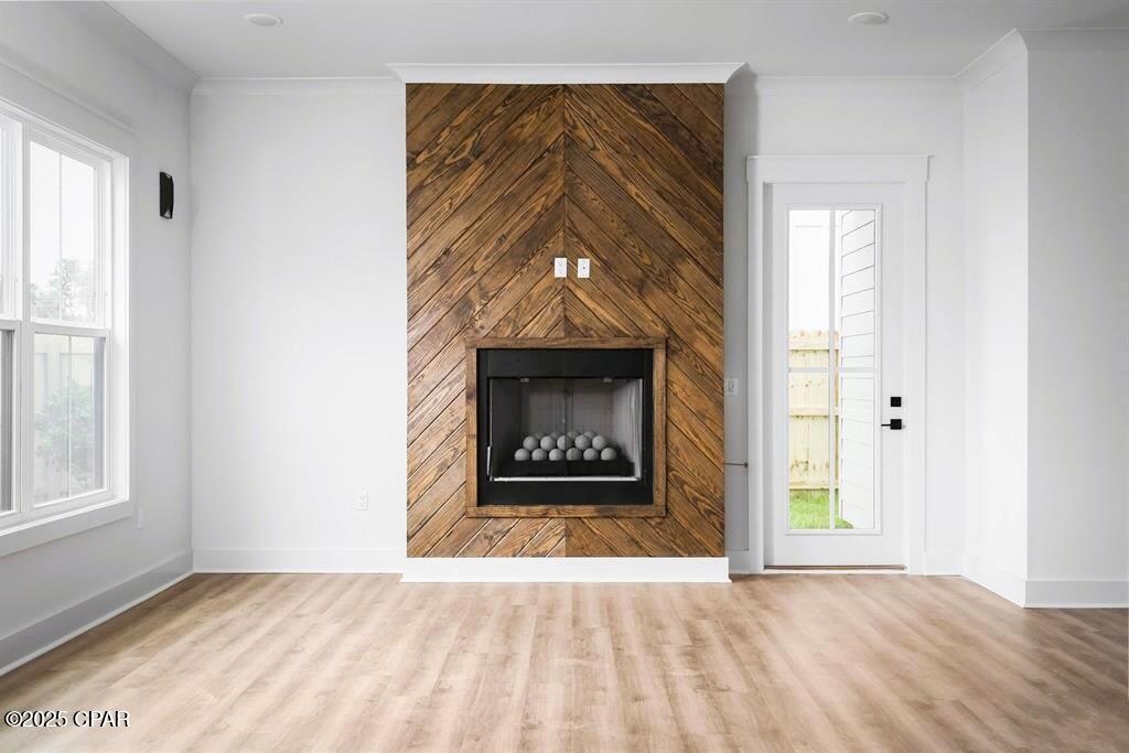 Royal Pines - Residential