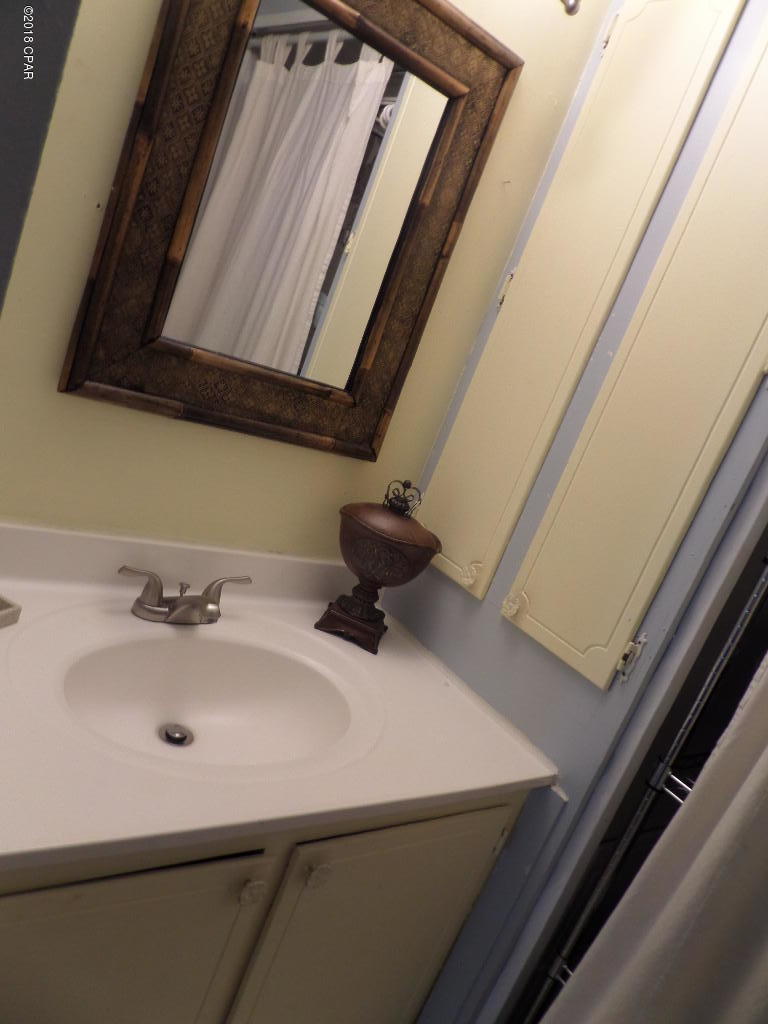 Fontainebleau Terrace - Residential Lease