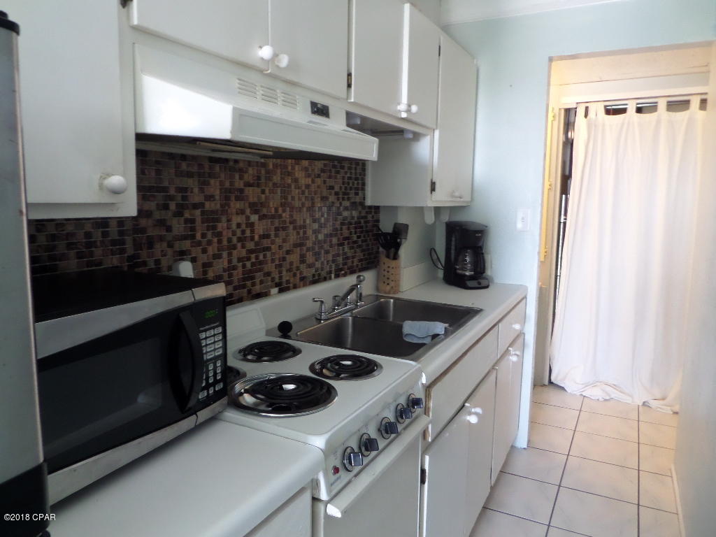 Fontainebleau Terrace - Residential Lease