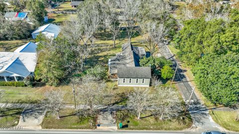 A home in Chipley