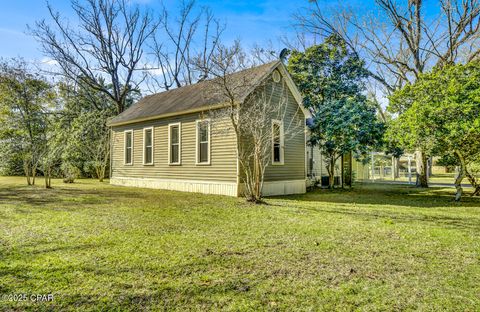 A home in Chipley