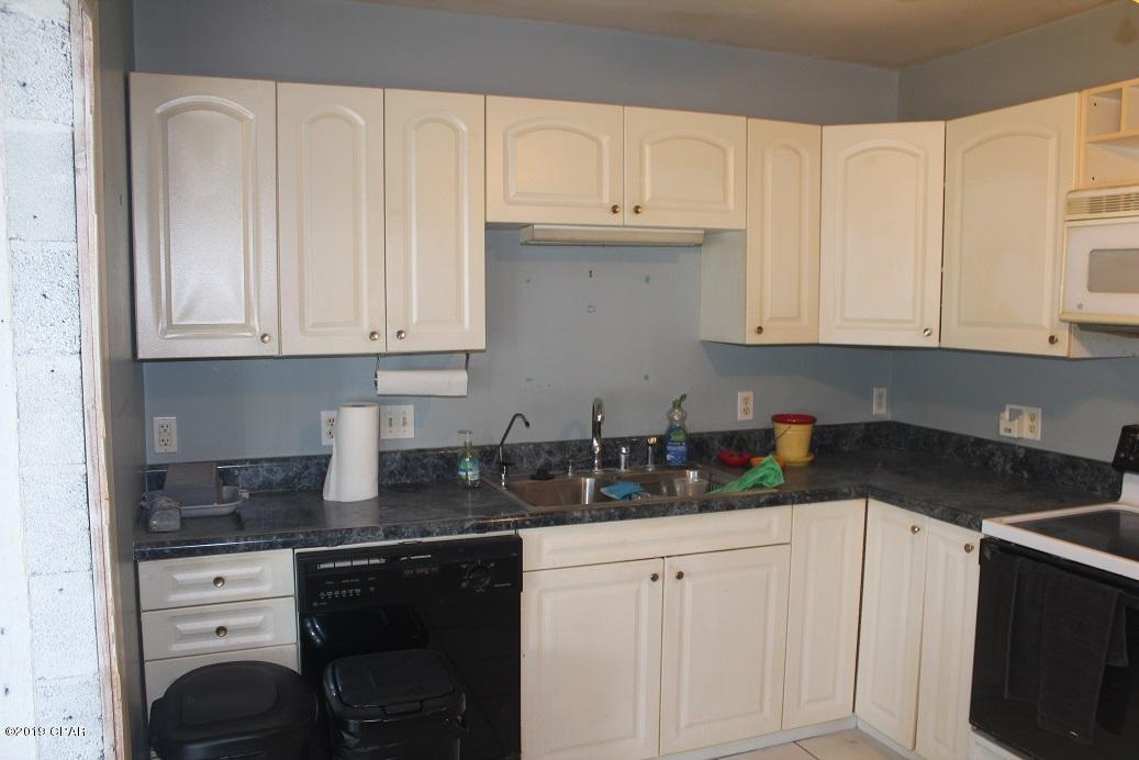 Oakland Terrace Add - Residential