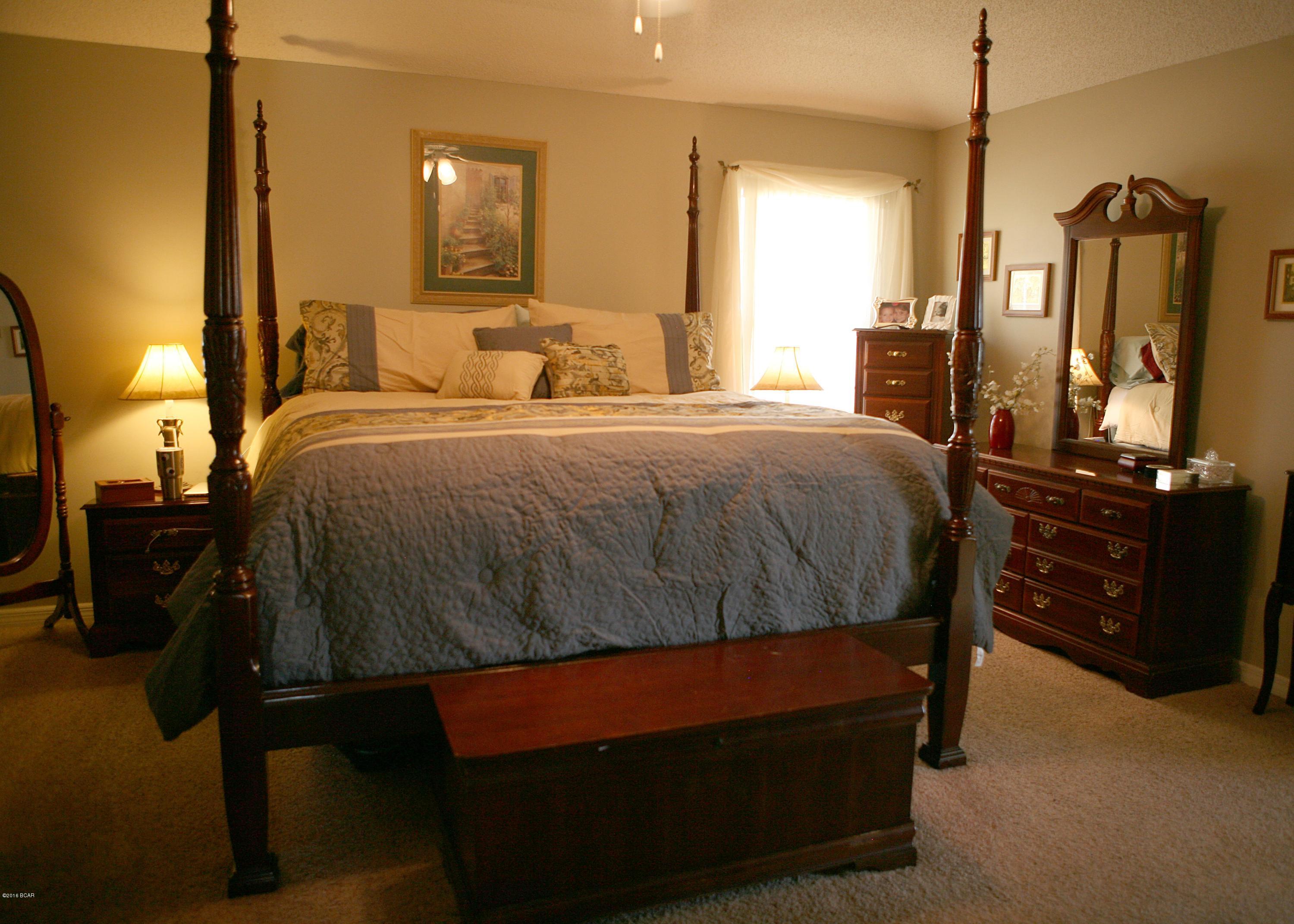 Mowat Highlands Ph IV - Residential