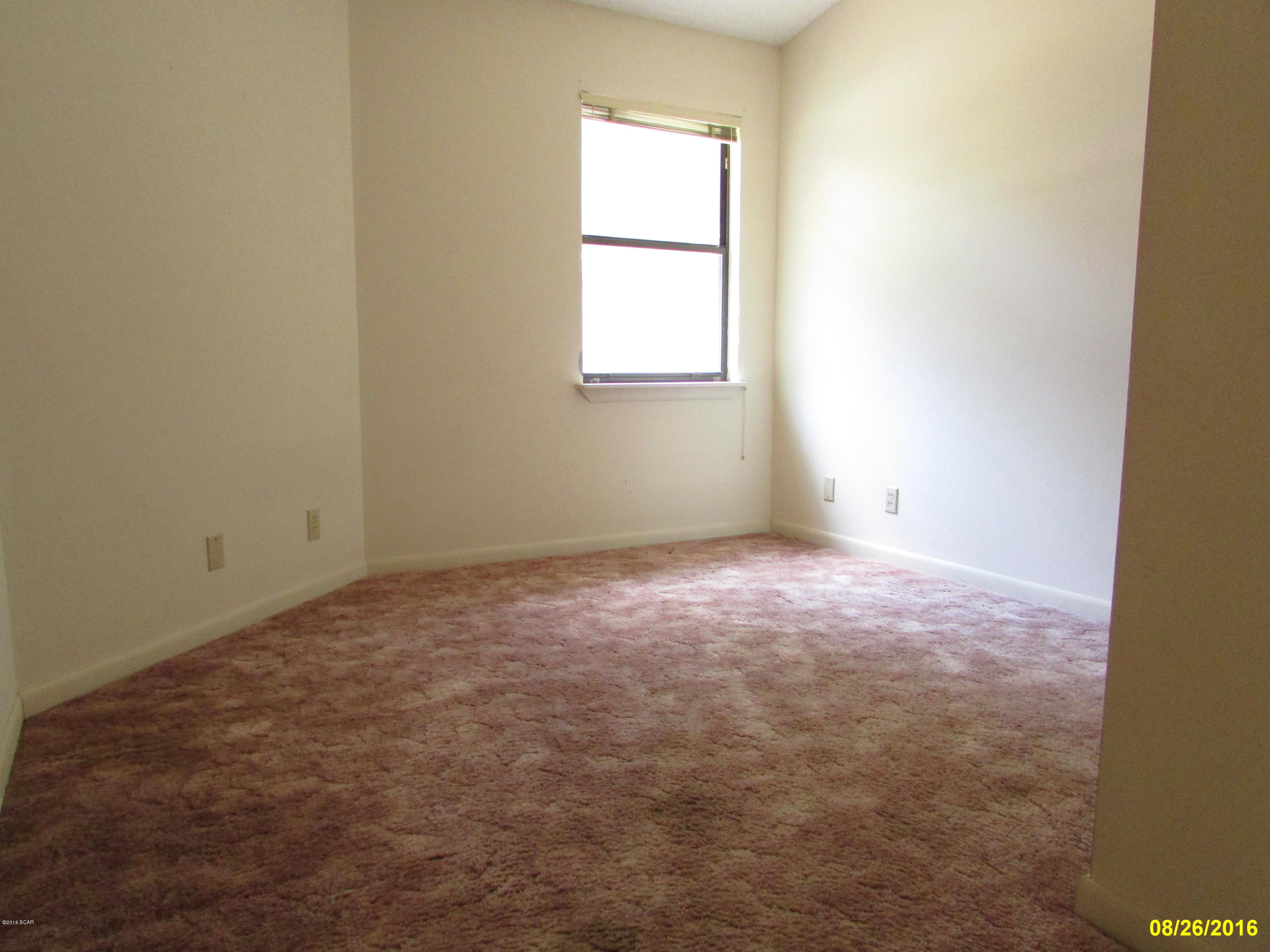 Compass Lake In The Hills - Residential