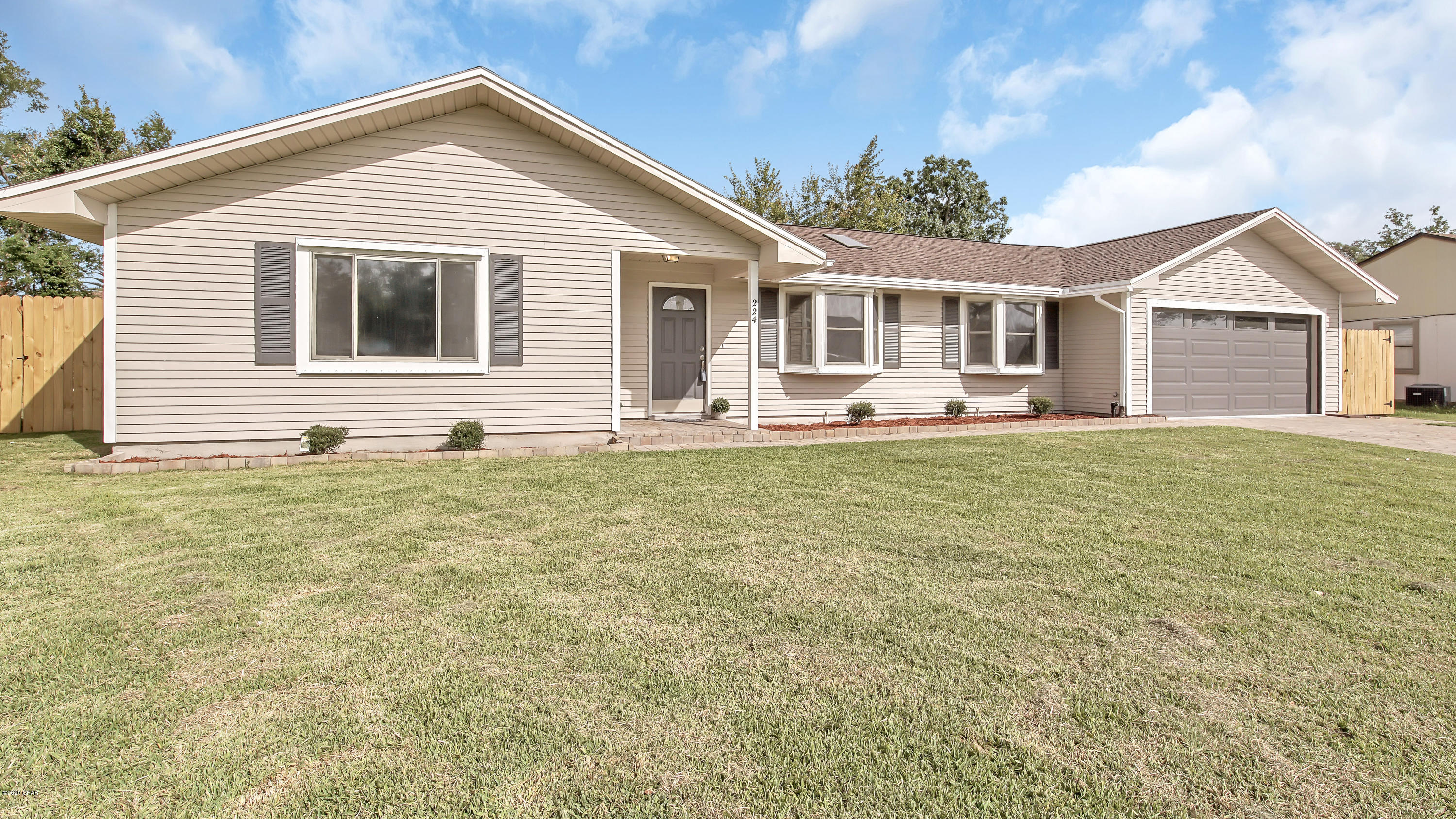 [No Recorded Subdiv] - Residential