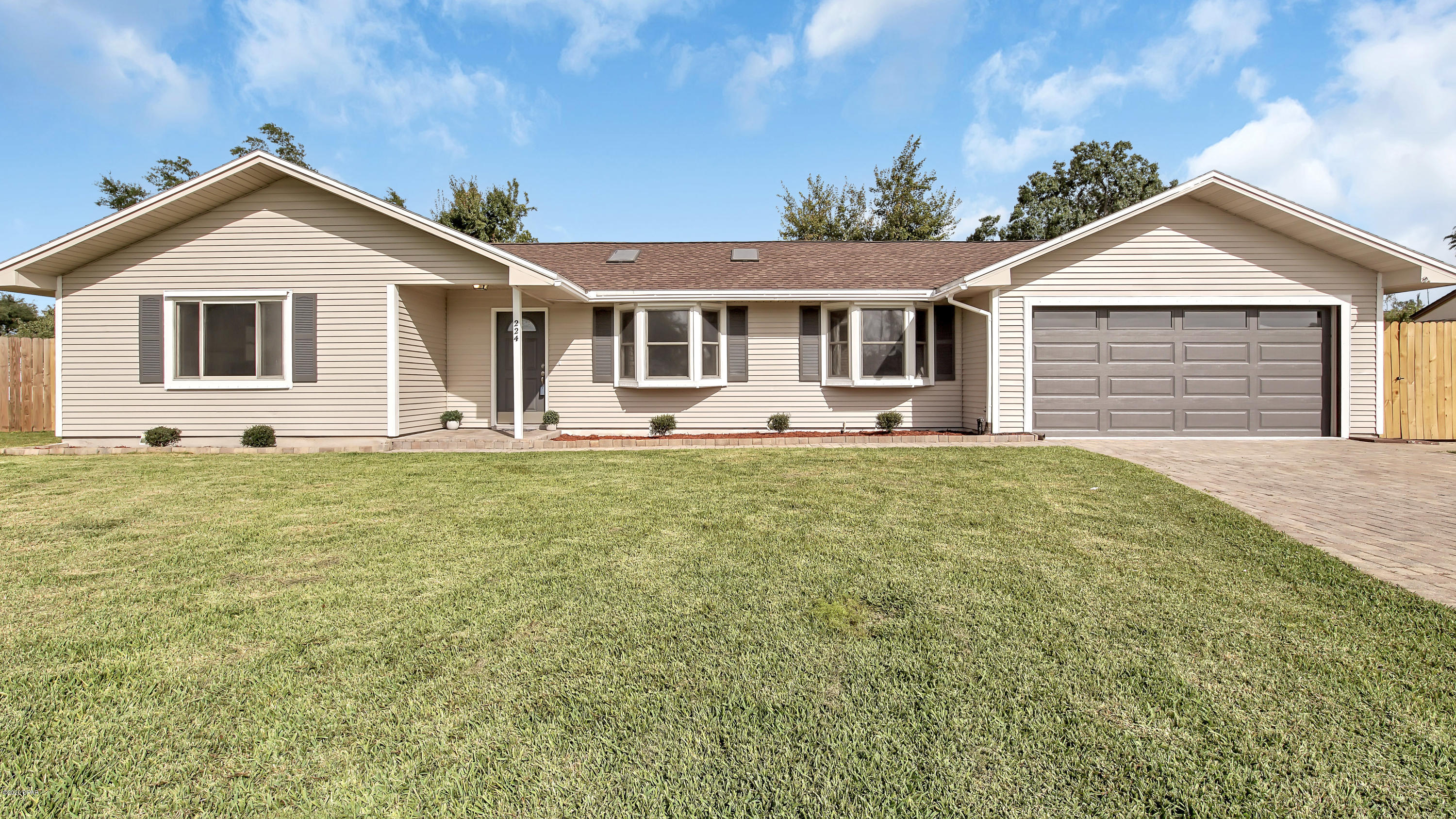 [No Recorded Subdiv] - Residential