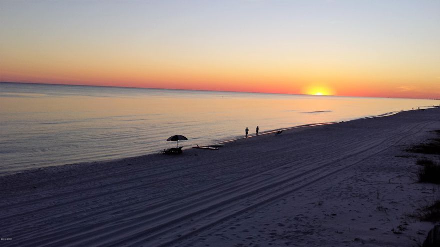 ENTERED FOR COMP PURPOSES ONLY LISTING AGENT ,GREG SMITH 30A REALTY.