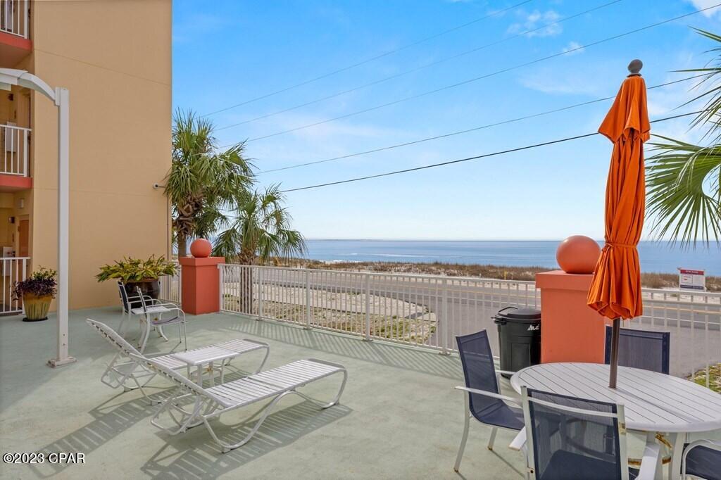 Paradise Shores - Residential