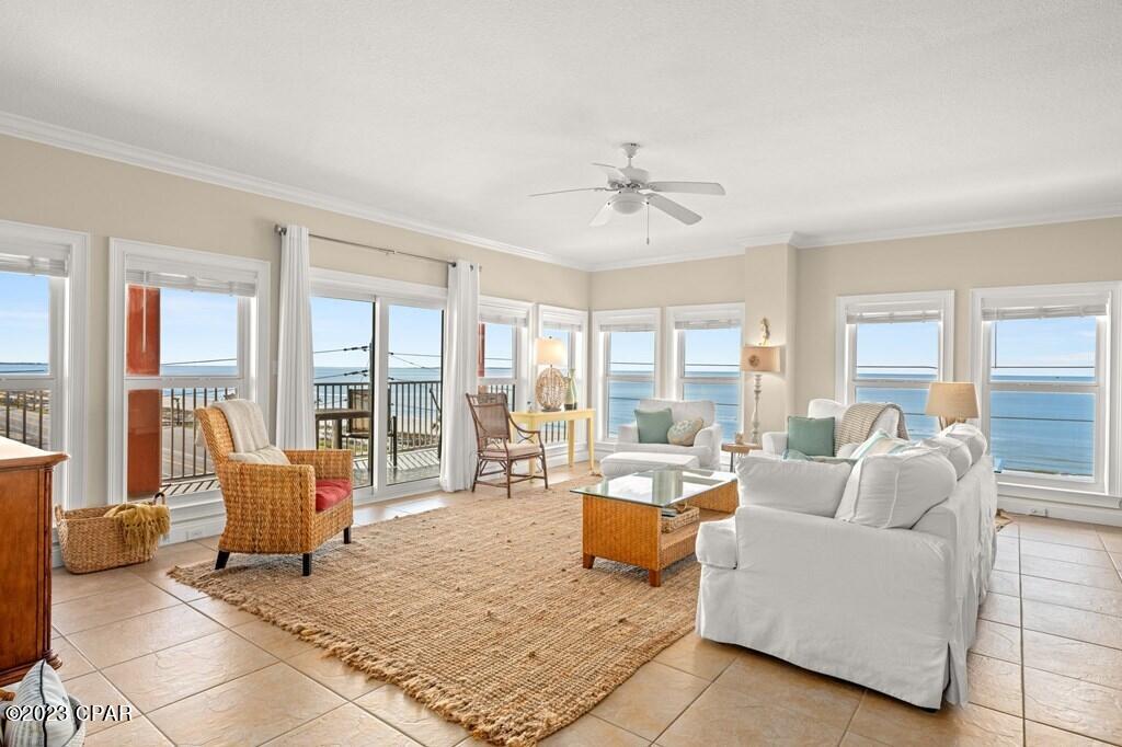 Paradise Shores - Residential