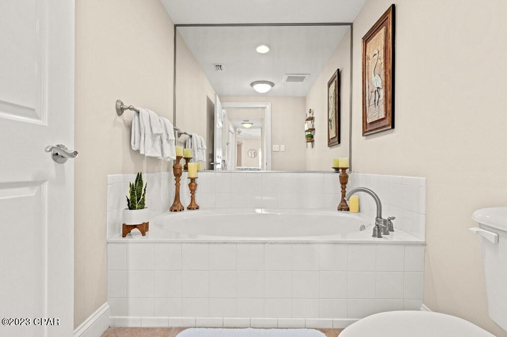 Paradise Shores - Residential