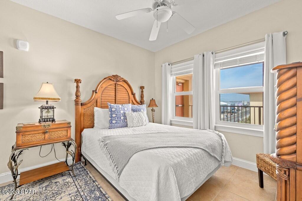 Paradise Shores - Residential