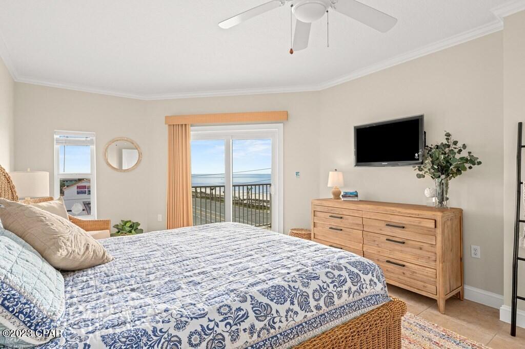 Paradise Shores - Residential