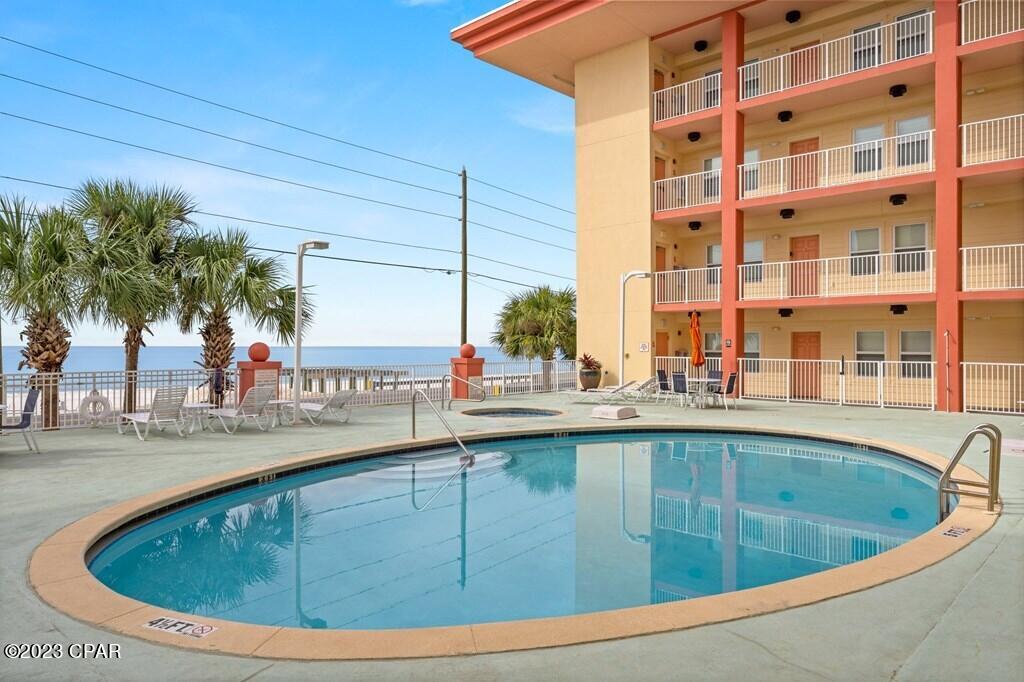 Paradise Shores - Residential