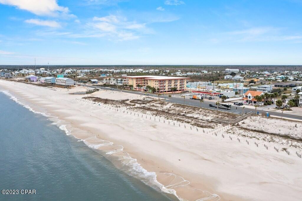 Paradise Shores - Residential