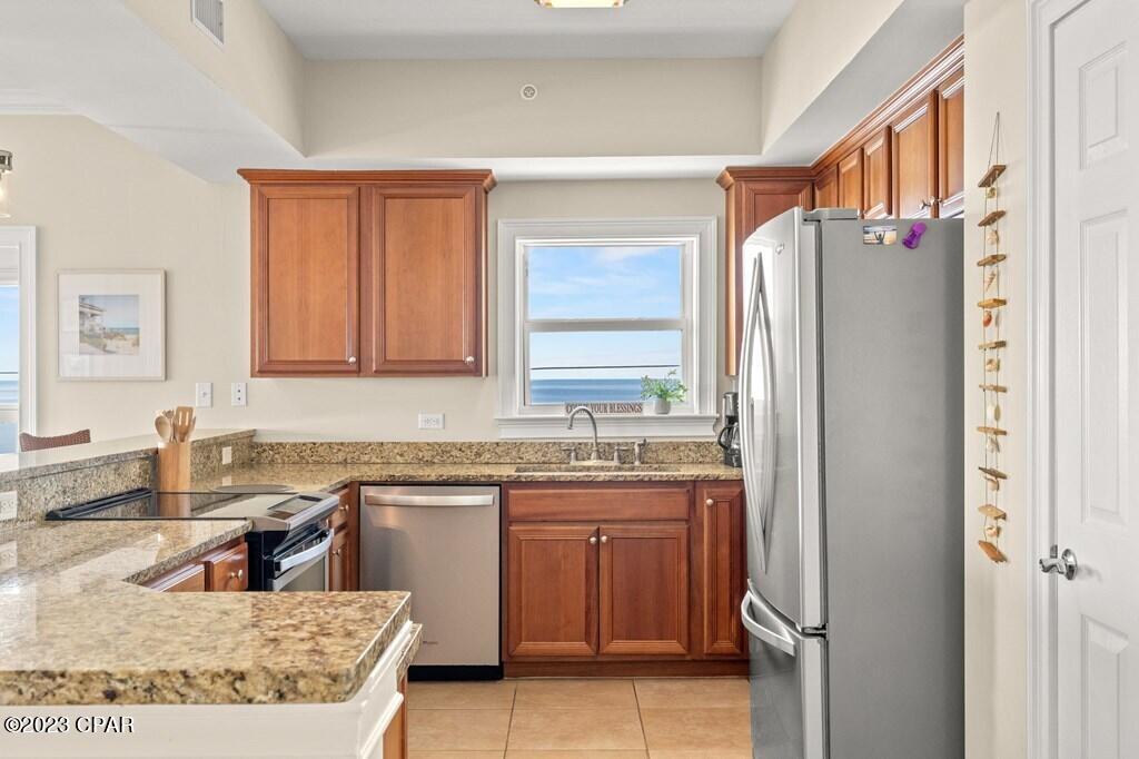 Paradise Shores - Residential