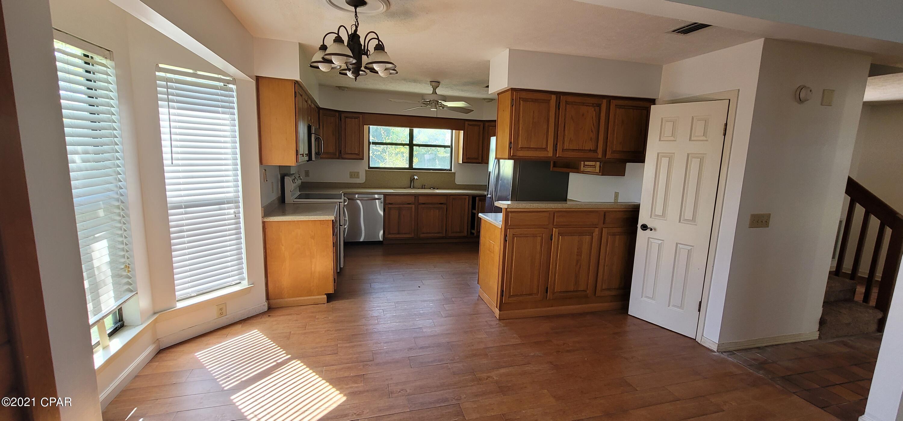 Grand Lagoon Shores 6 - Residential Lease