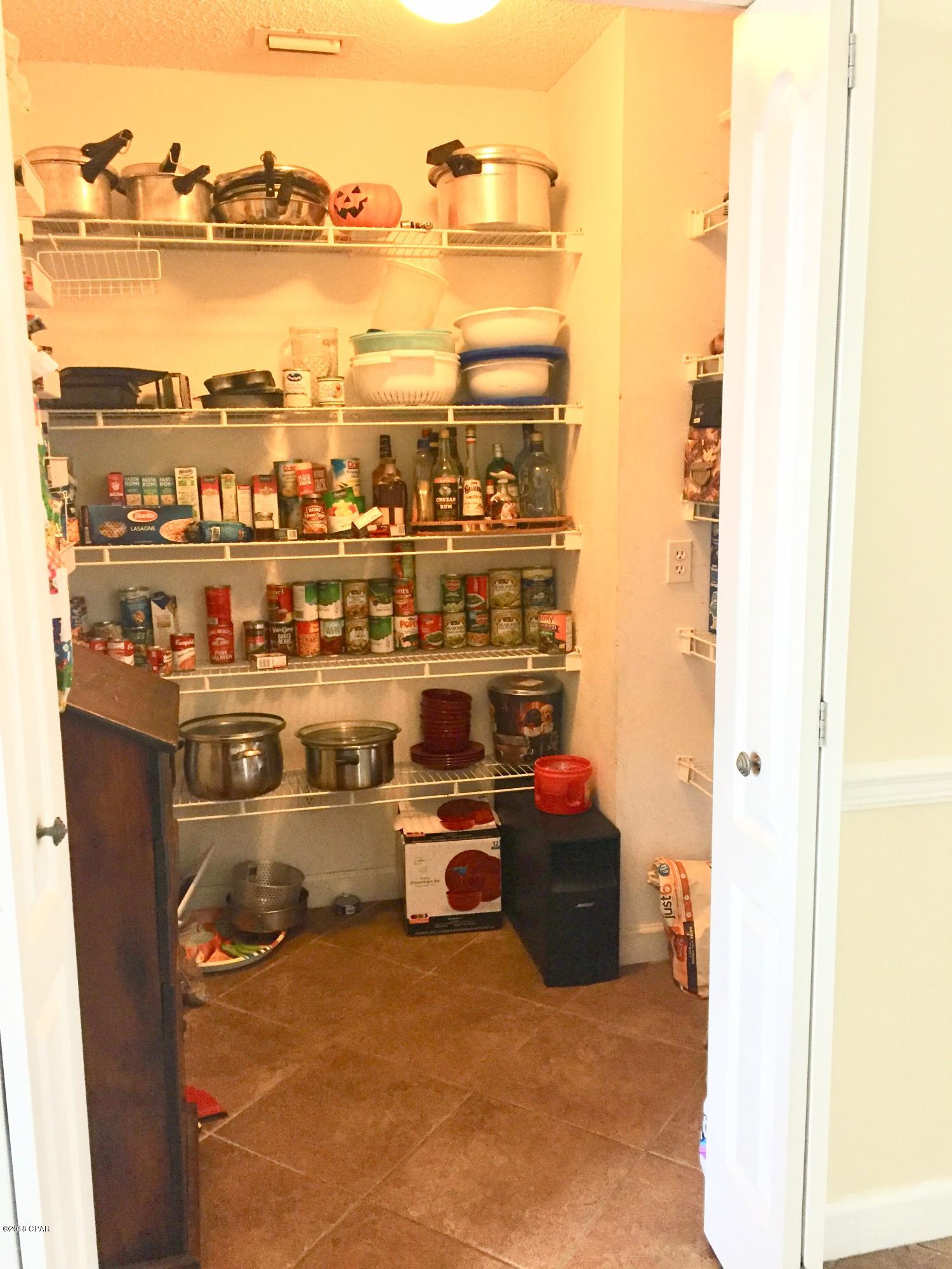 Bid-A-Wee North 1st Add - Residential