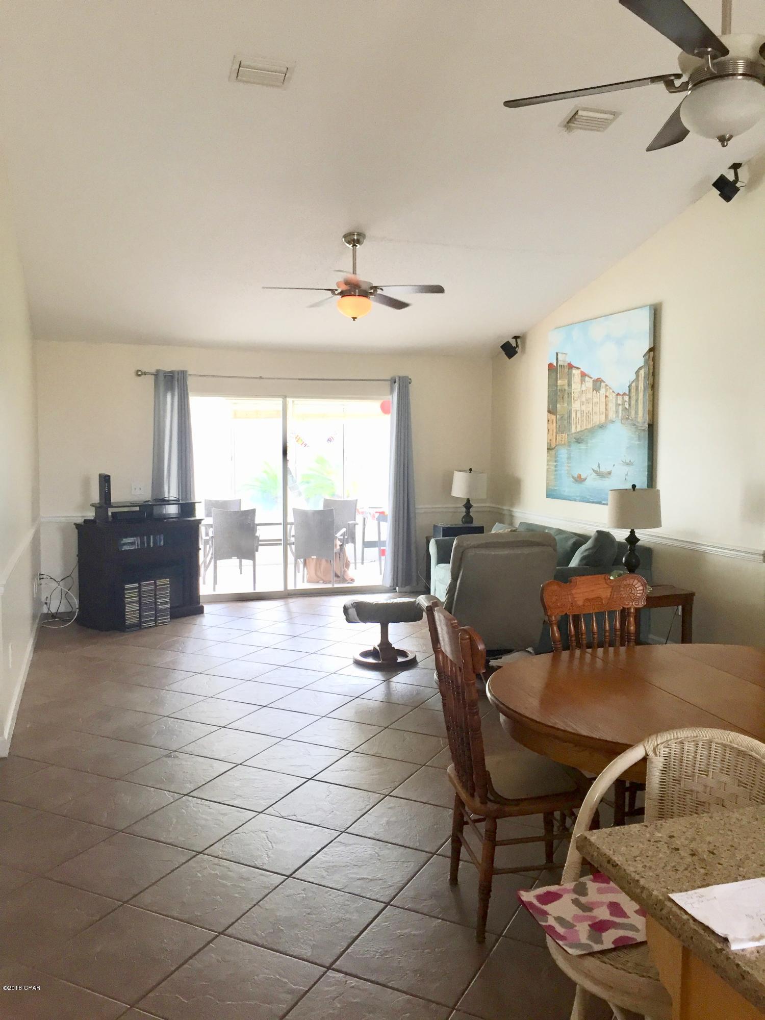 Bid-A-Wee North 1st Add - Residential