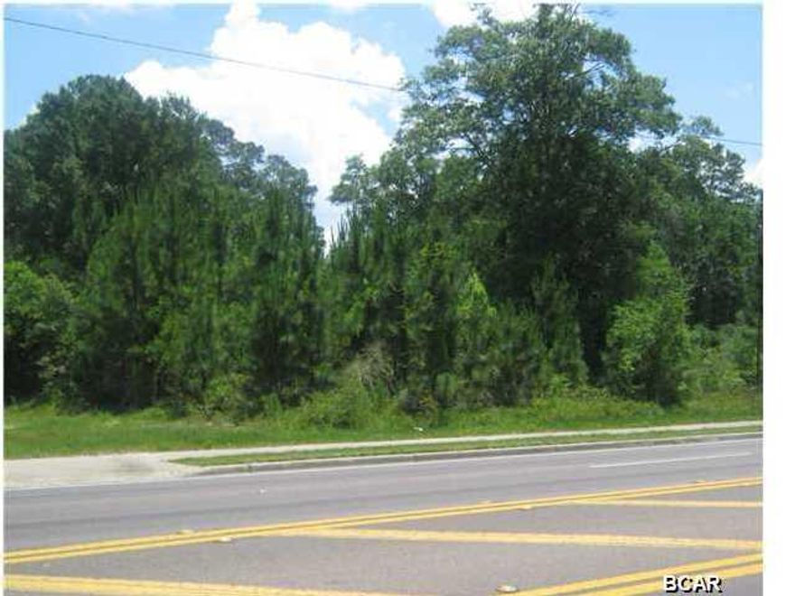 PRIME COMMERCIAL LOT RIGHT IN THE HEART OF LYNN HAVEN