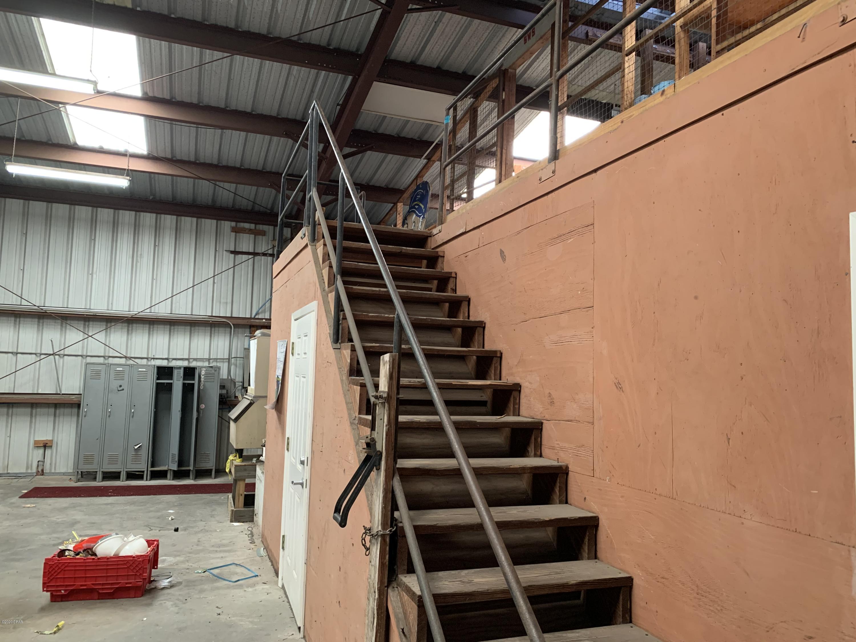 [No Recorded Subdiv] - Commercial Lease