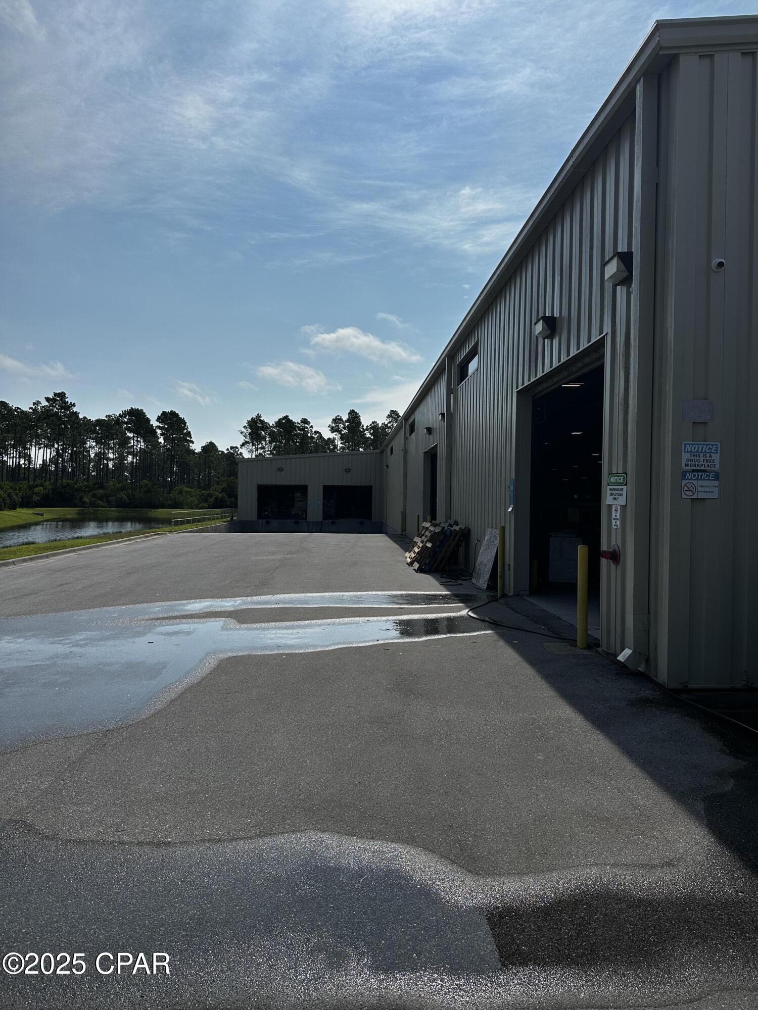 Beach Commerce Park - Commercial Lease