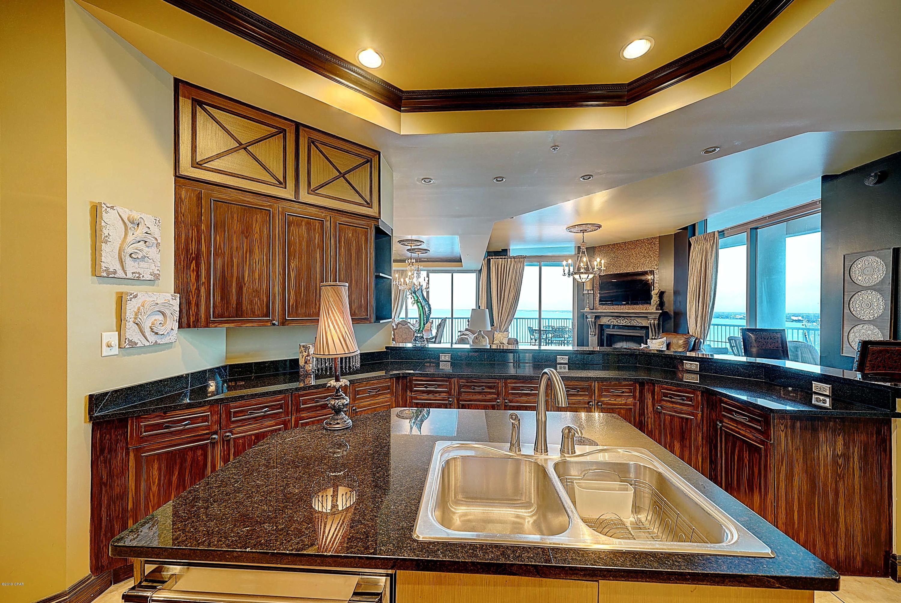 Marina Landing - Residential